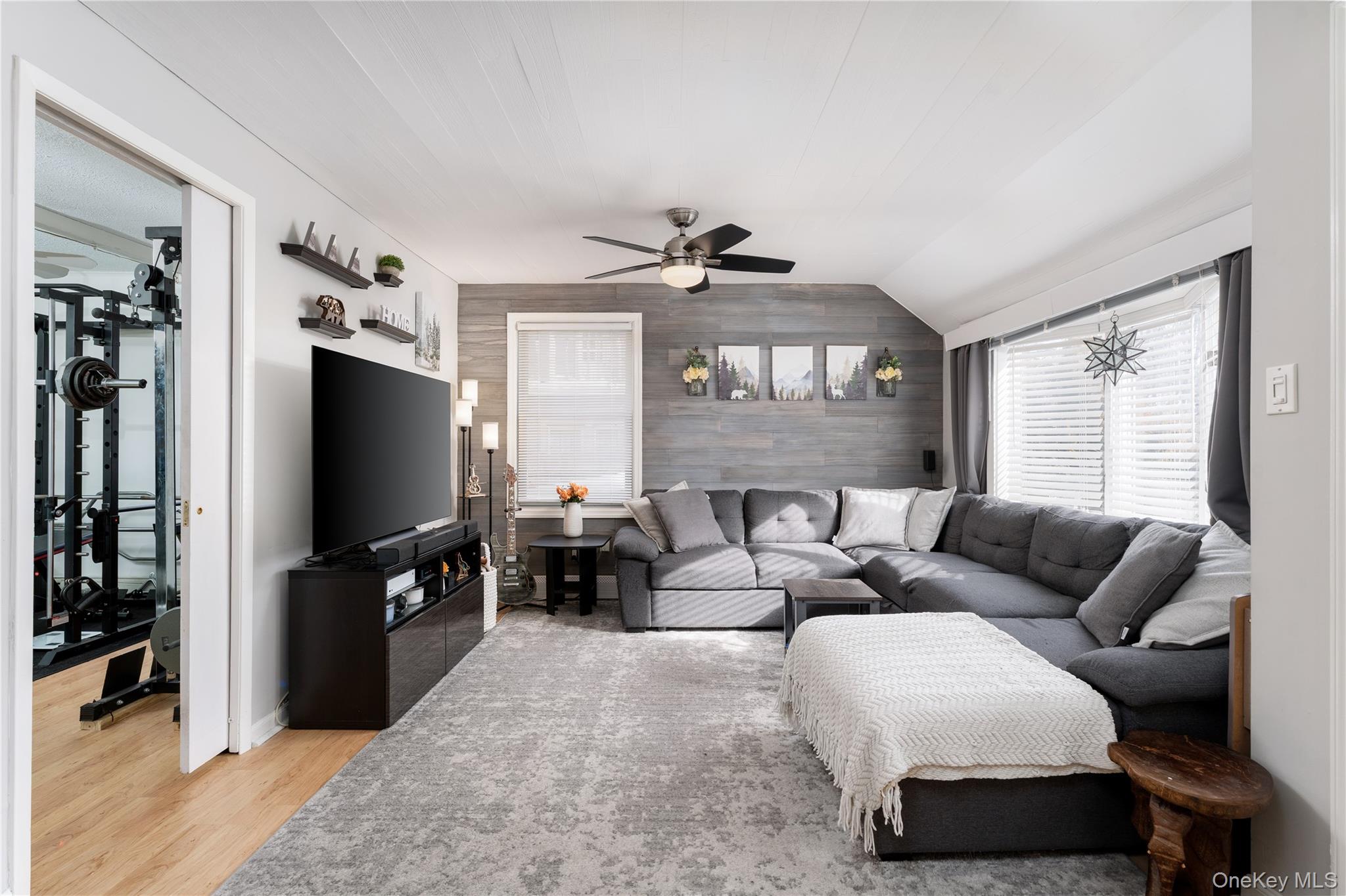 #5 photo, 19 Belmont Road, सफ़ोक काउंटी Sound Beach , NY 11789