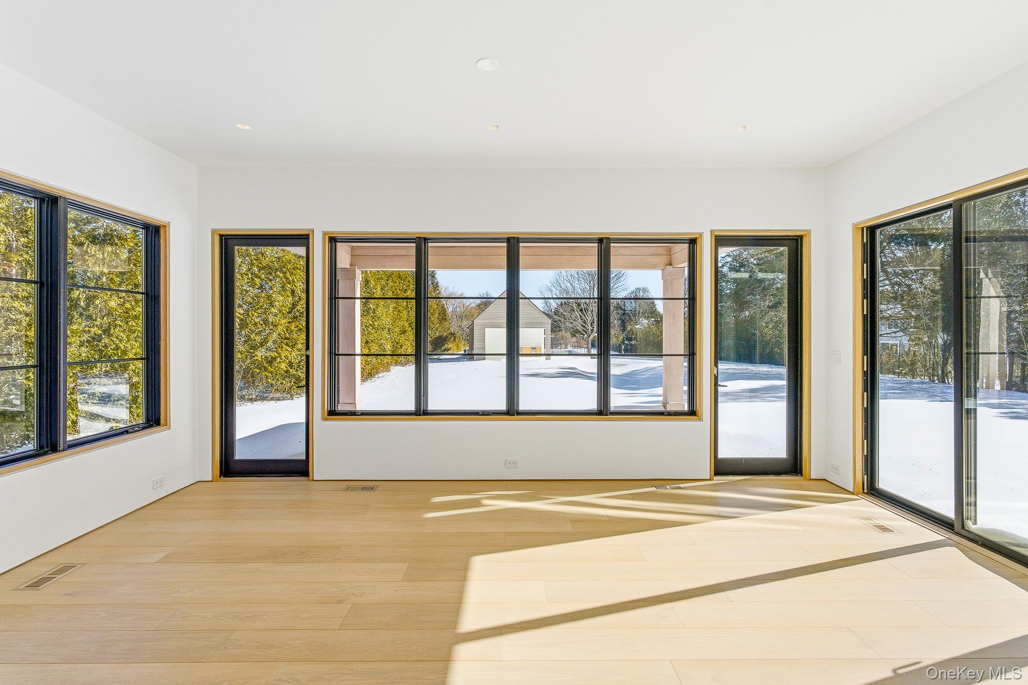 #10 photo, 50 Tuckahoe Lane, सफ़ोक काउंटी Southampton , NY 11968