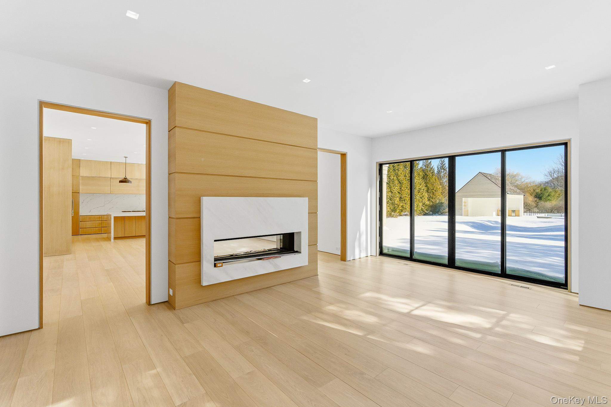 #13 photo, 50 Tuckahoe Lane, सफ़ोक काउंटी Southampton , NY 11968