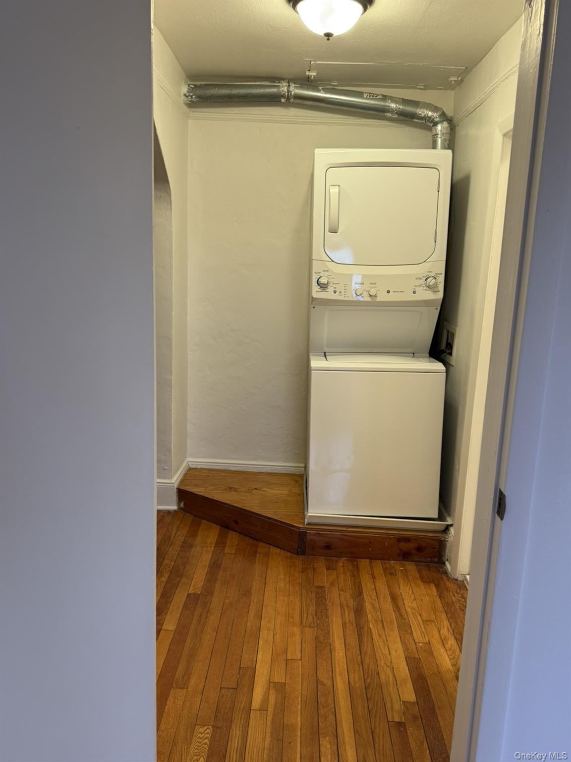 #14 photo, 35-25 190th Street, Flushing , NY 11358