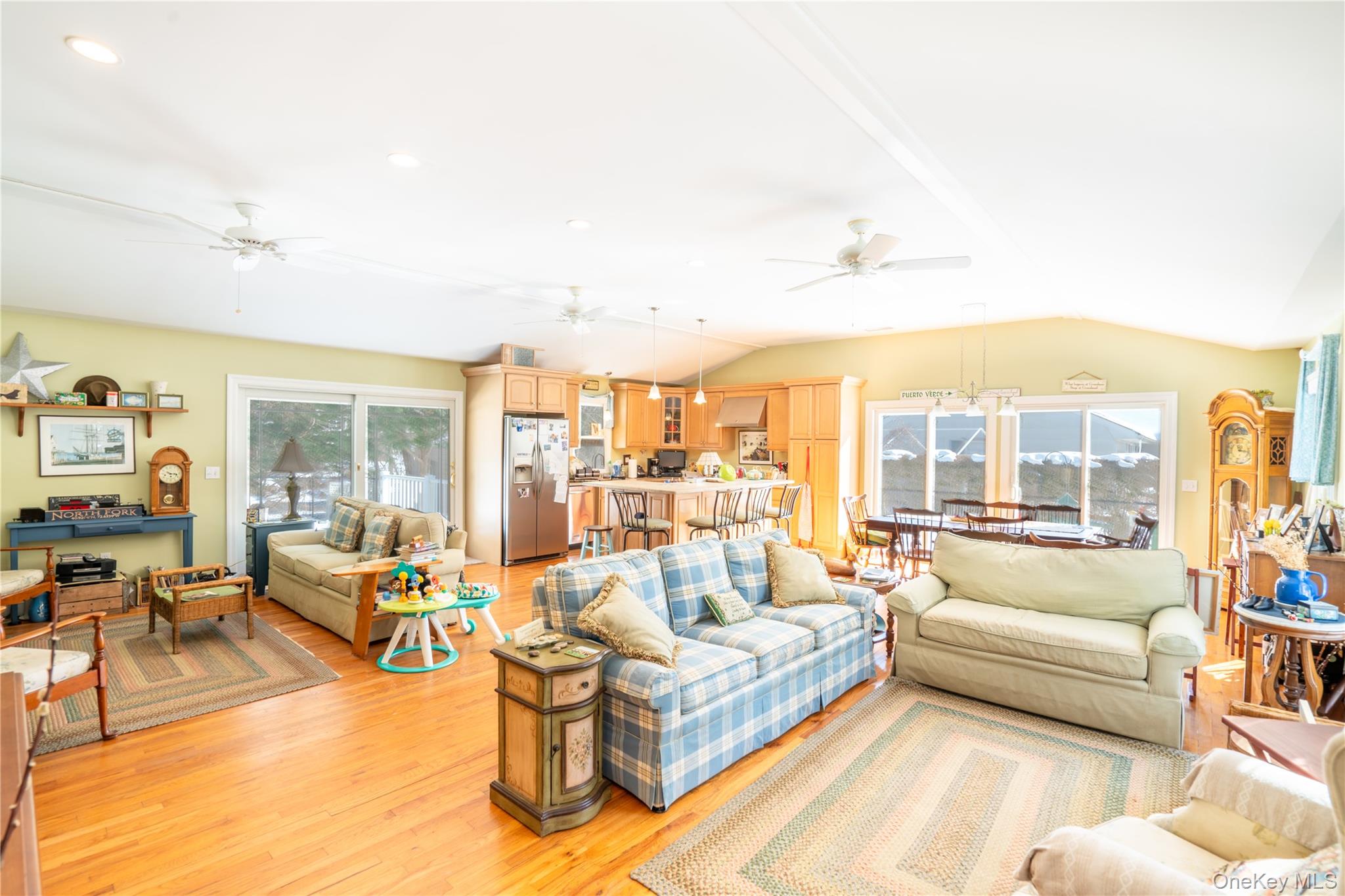 #12 photo, 1545 E Gillette Drive, Саффолк ‖ East Marion , NY 11939