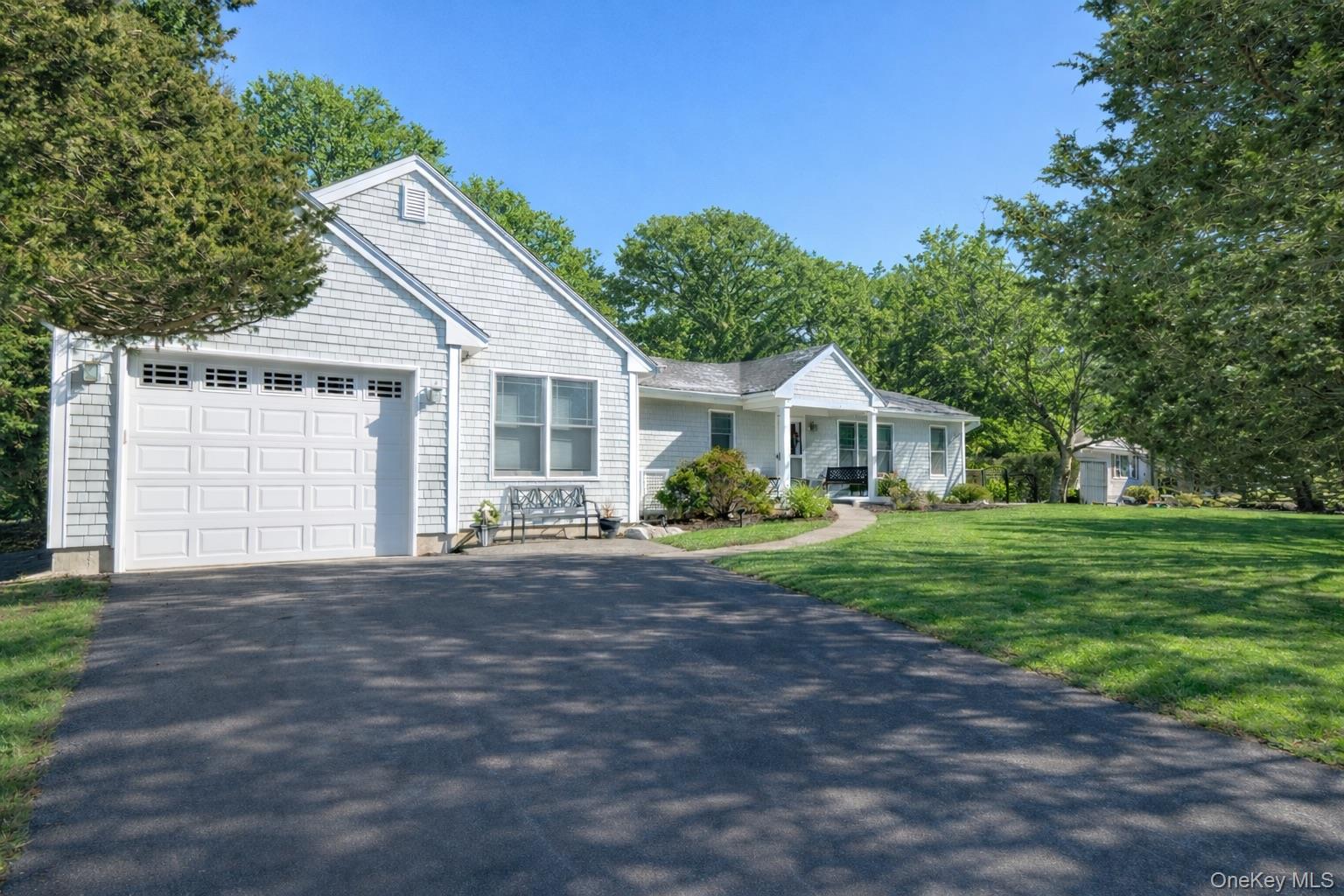 #2 photo, 1545 E Gillette Drive, Саффолк ‖ East Marion , NY 11939