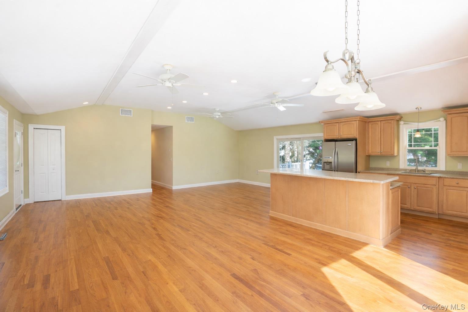 #7 photo, 1545 E Gillette Drive, Саффолк ‖ East Marion , NY 11939