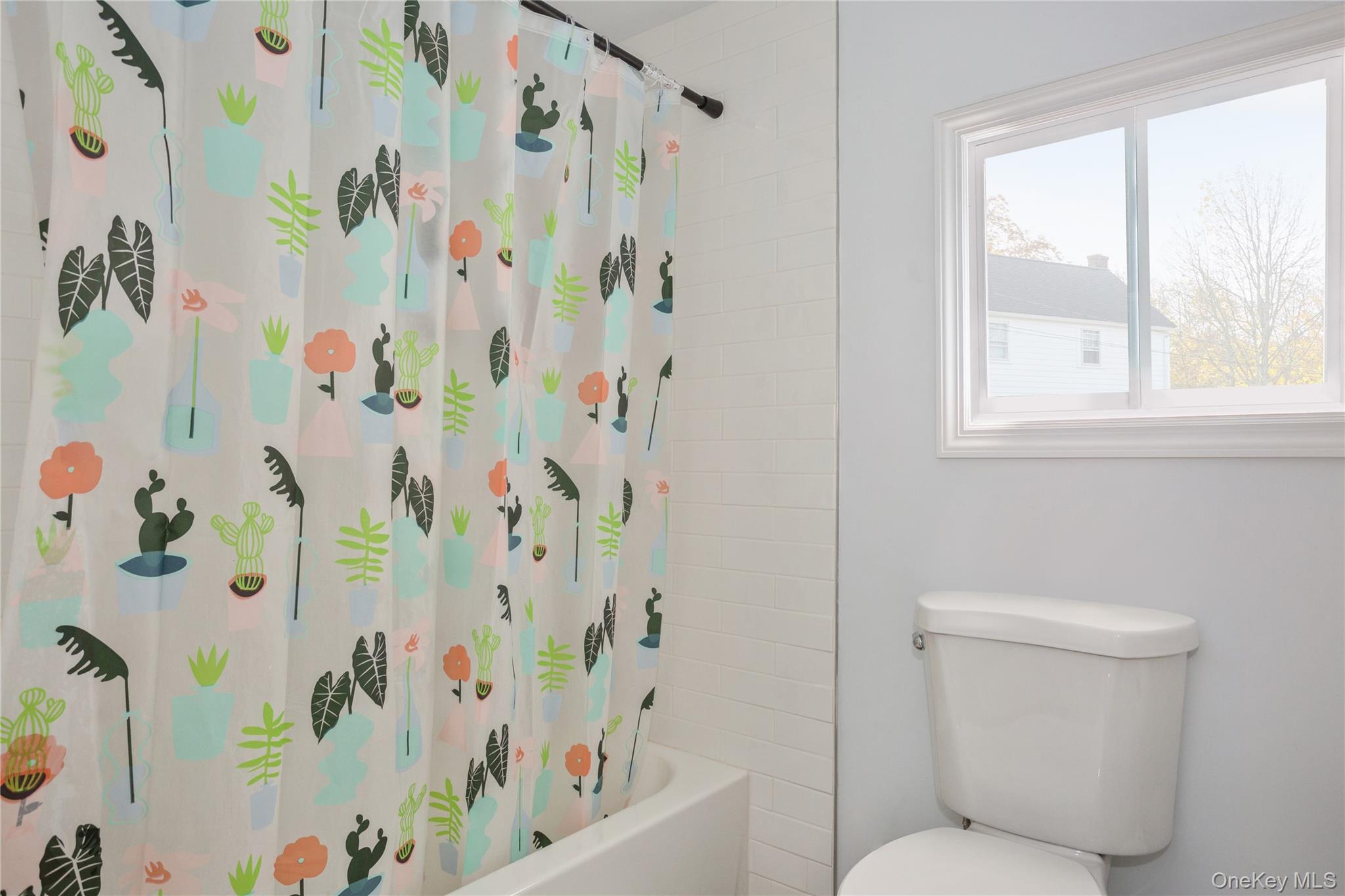 #11 photo, 630 Northville Turnpike, Riverhead , NY 11901