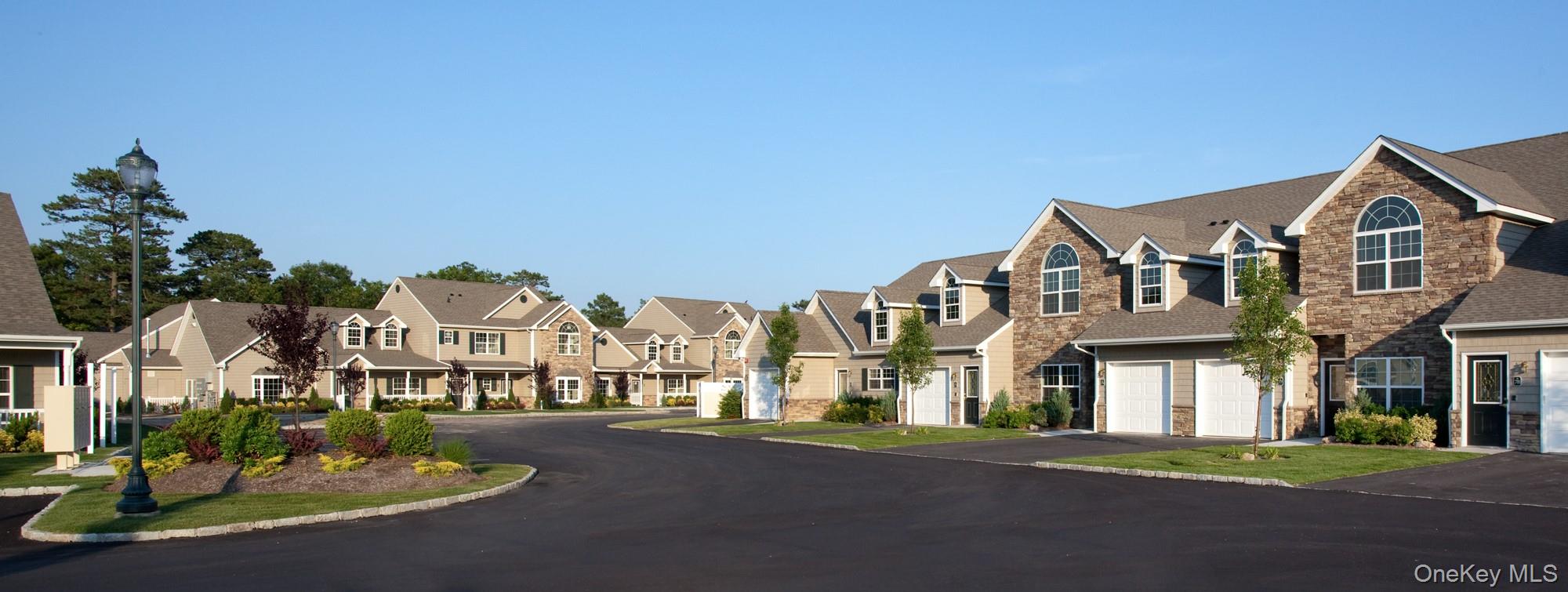 #2 photo, 33 Fairfield Lane, Mastic Beach , NY 11951