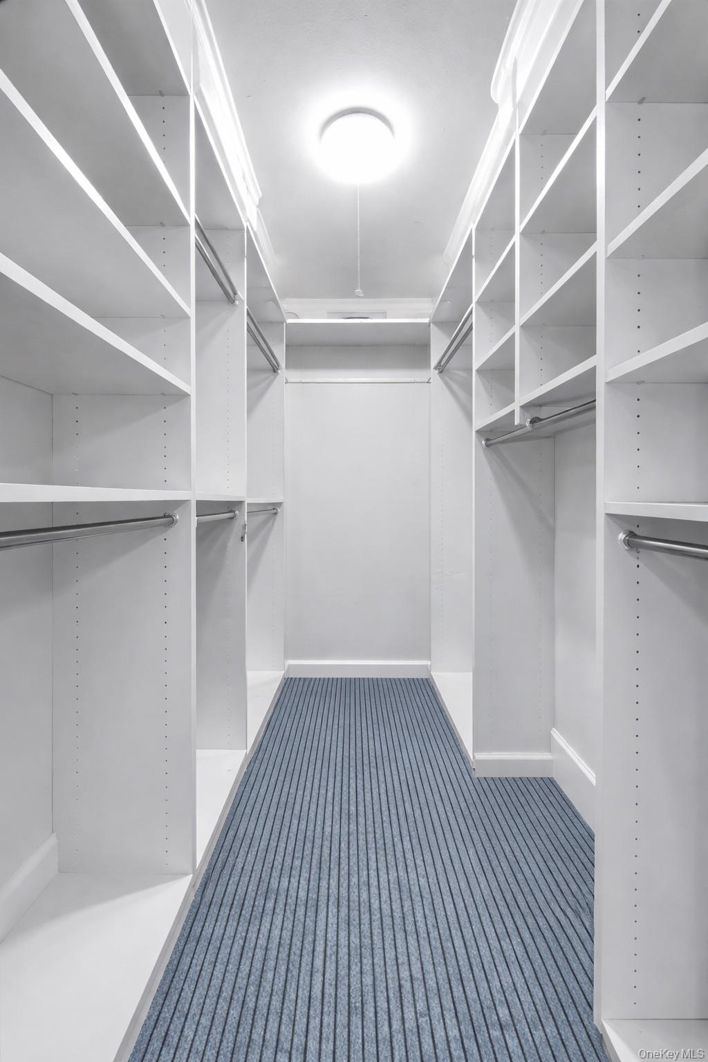 #11 photo, 100 Baker Court, Island Park , NY 11558