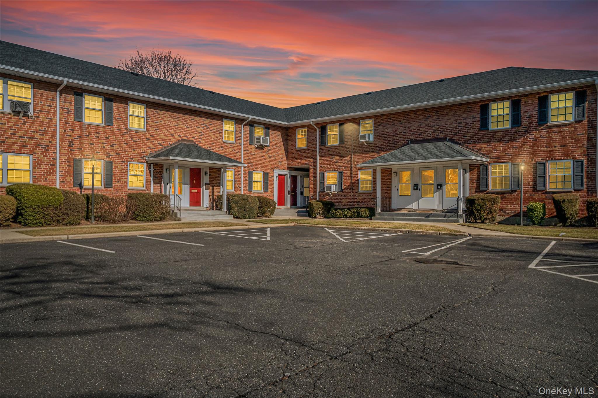 #1 photo, 2551 Jerusalem Avenue, North Bellmore , NY 11710