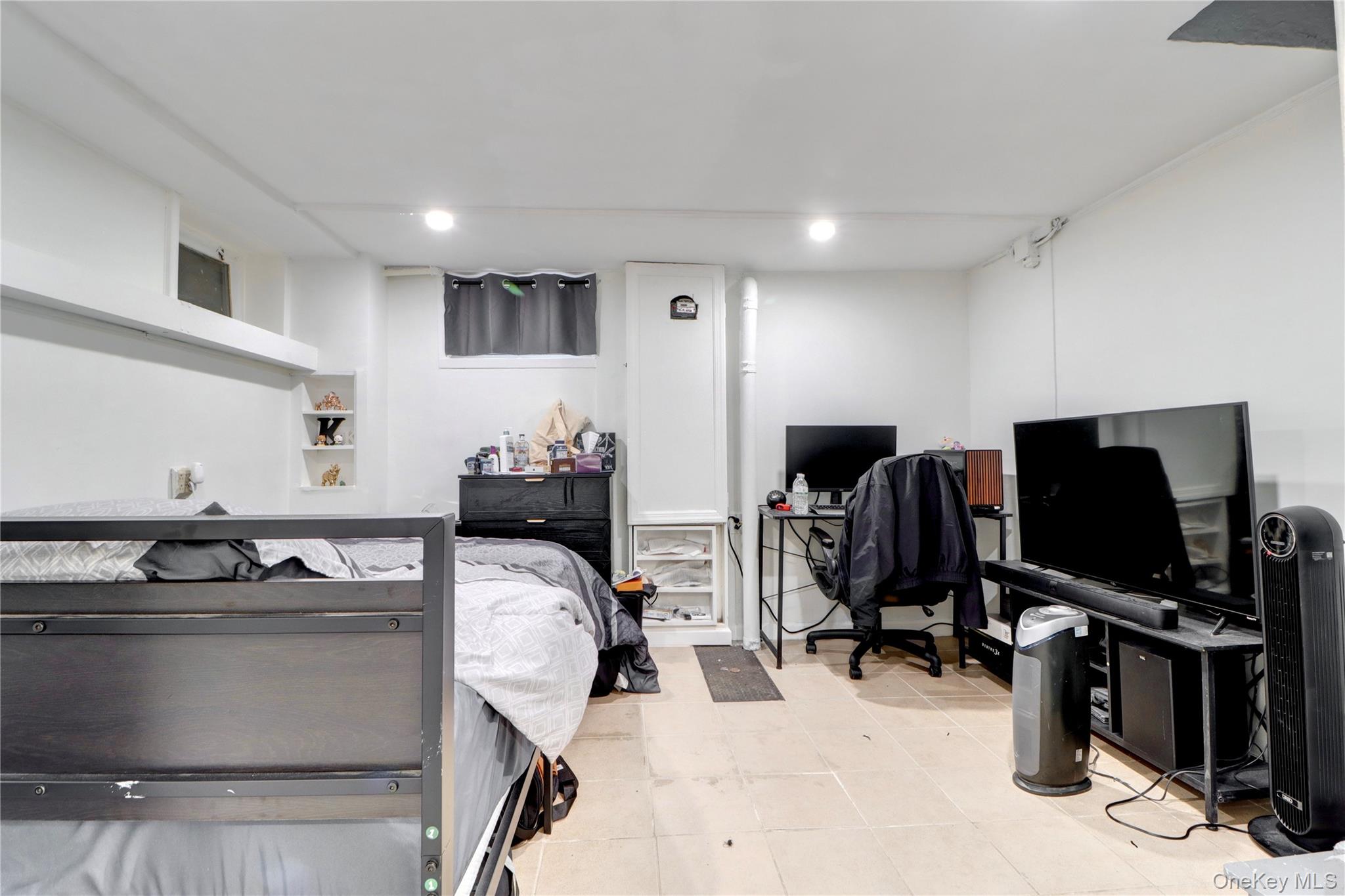 #12 photo, 11483 145th Street, Jamaica South , NY 11436