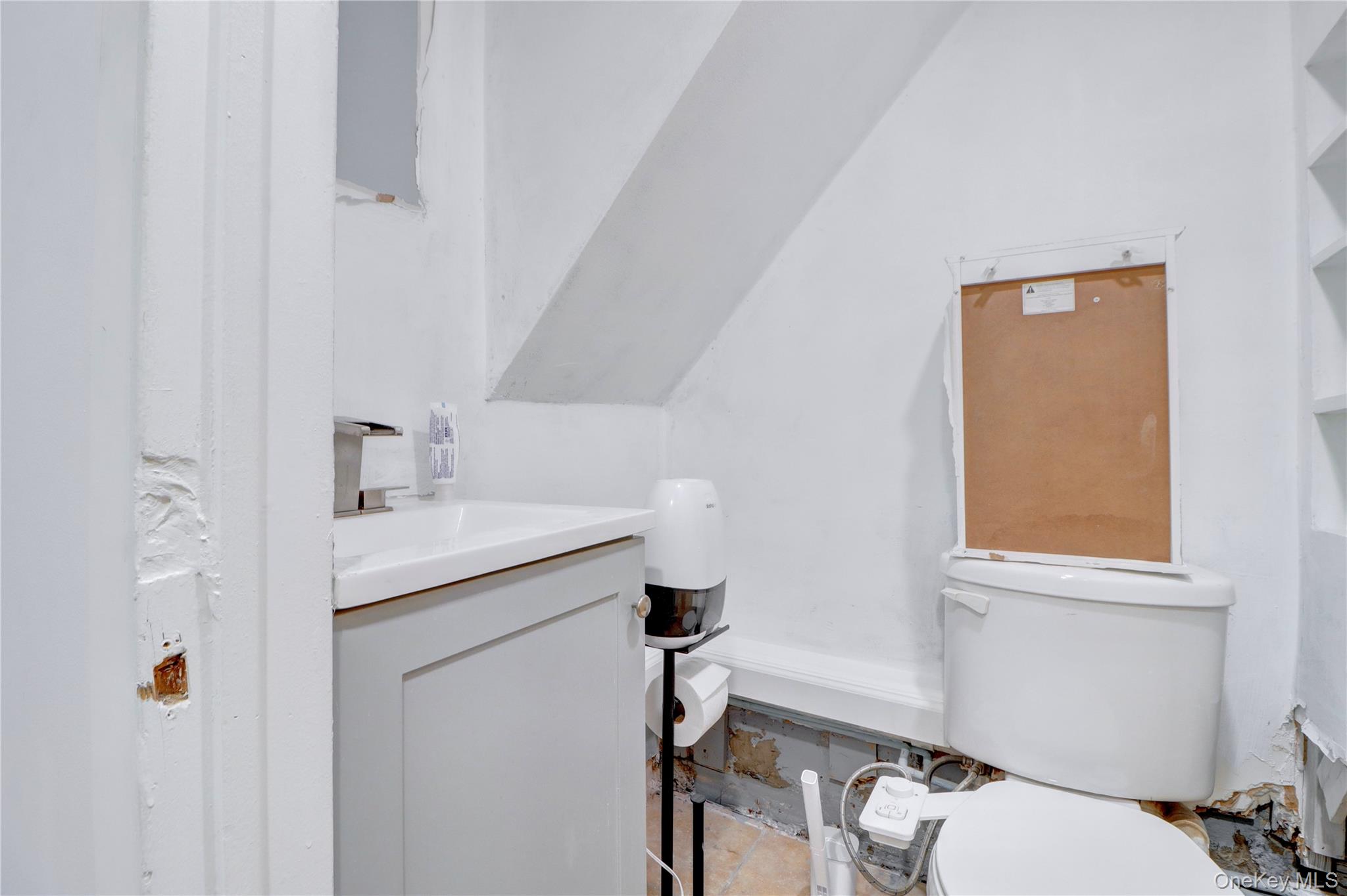 #18 photo, 11483 145th Street, Jamaica South , NY 11436