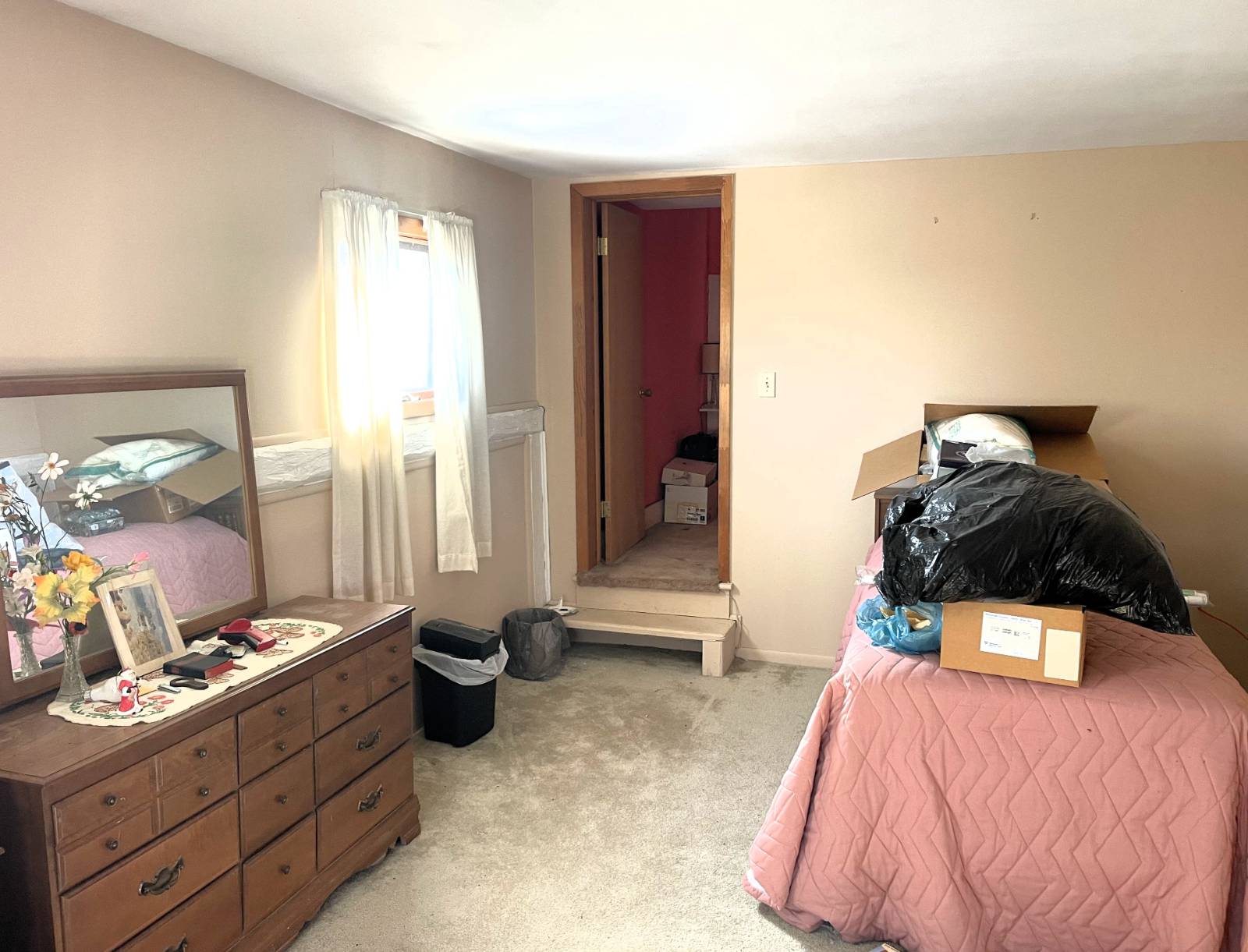 #20 photo, 3 Agawam Lane, Altamont , NY 12009