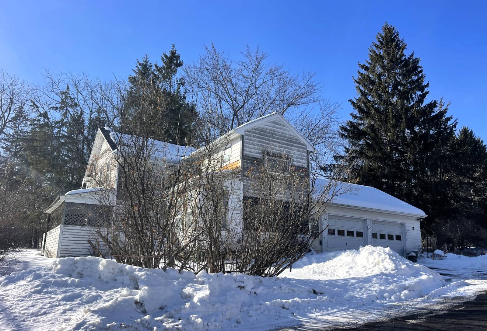 #4 photo, 3 Agawam Lane, Altamont , NY 12009