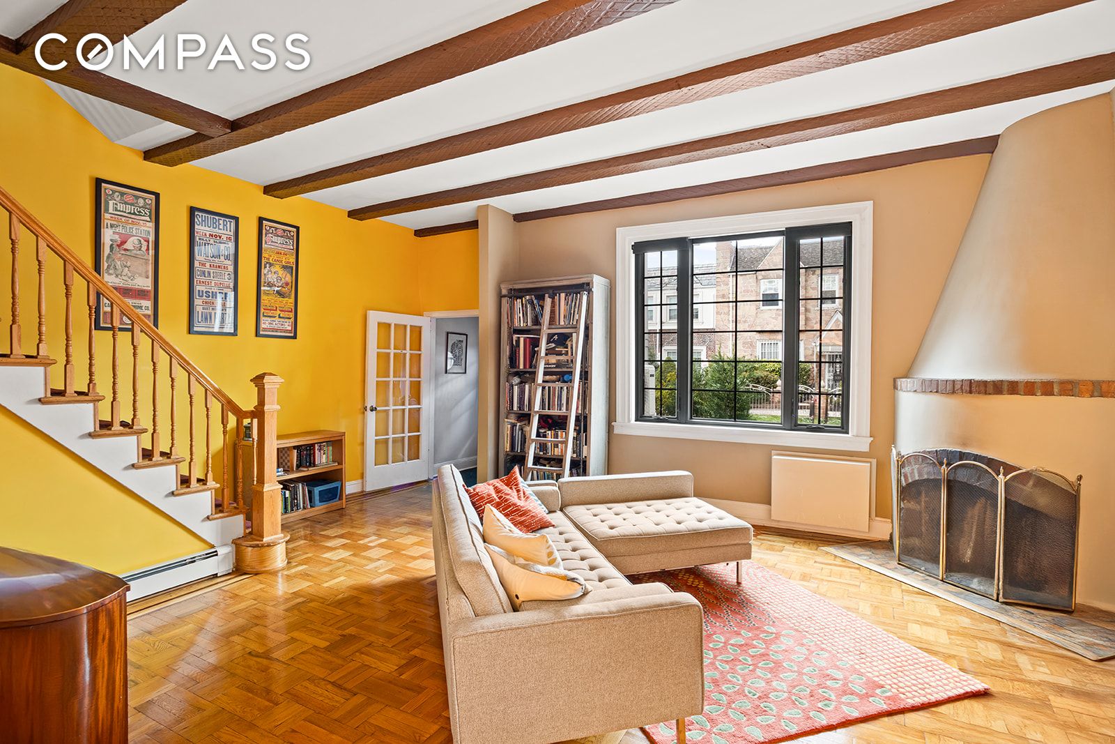 #1 photo, 30-22 88th Street, קווינס Jackson Heights , NY 11369