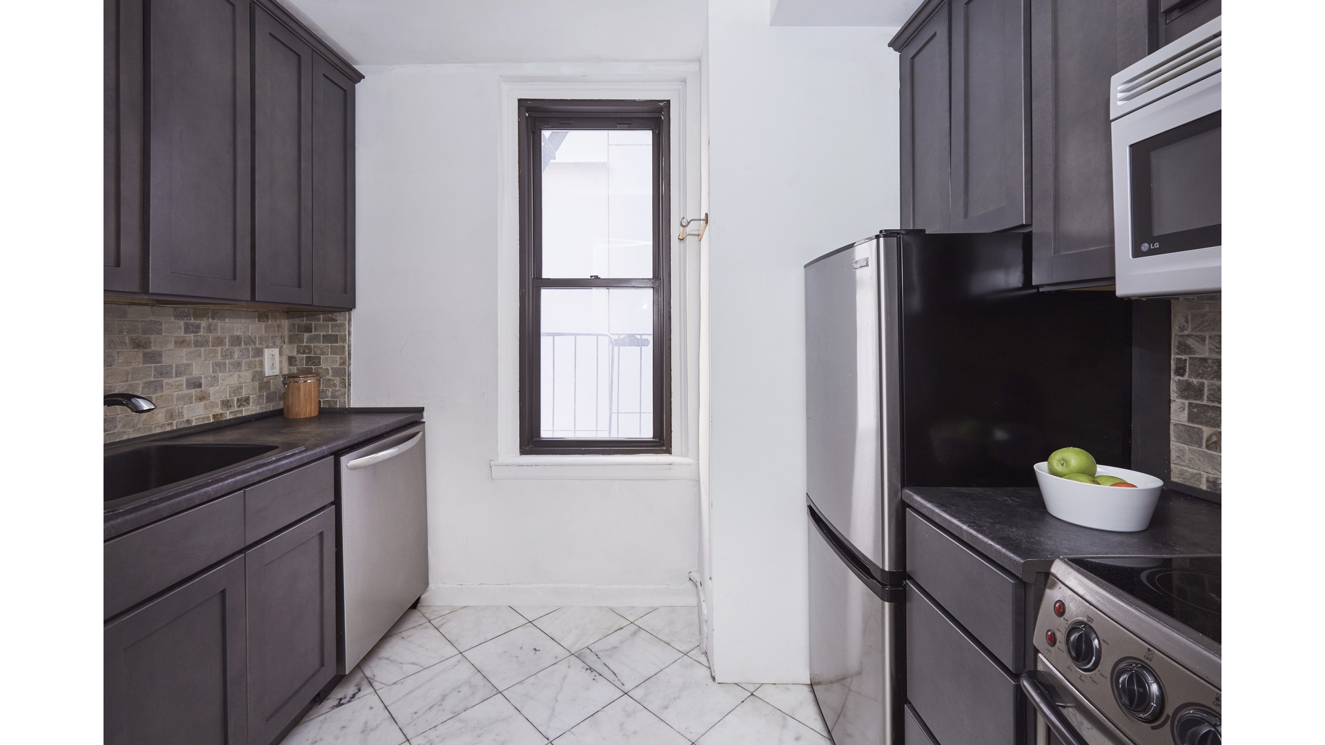 #14 photo, 162 W 56TH Street, Манхэттен ‖ Midtown , NY 10019