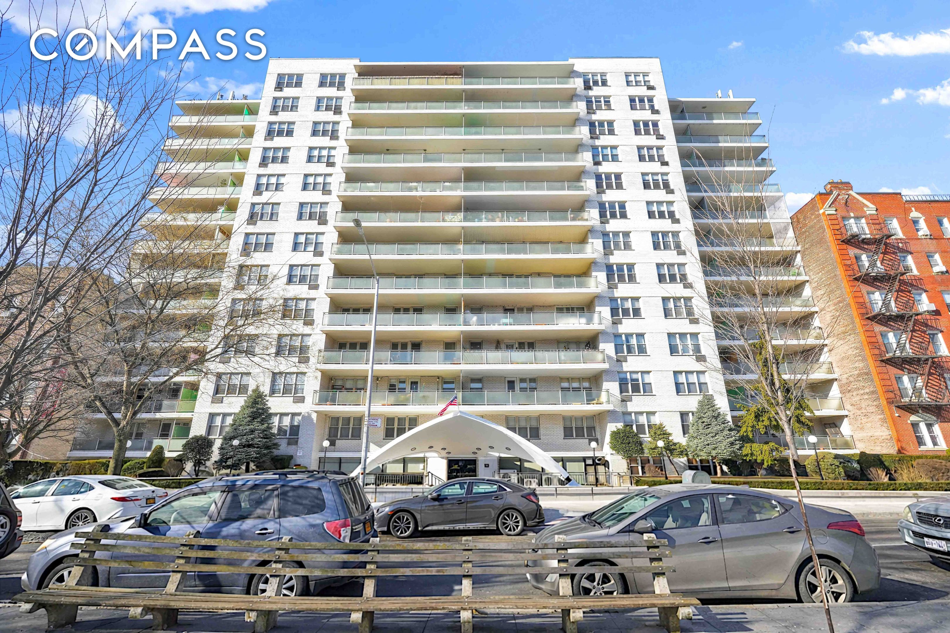 #4 photo, 370 Ocean Parkway, Бруклин ‖ Kensington , NY 11218