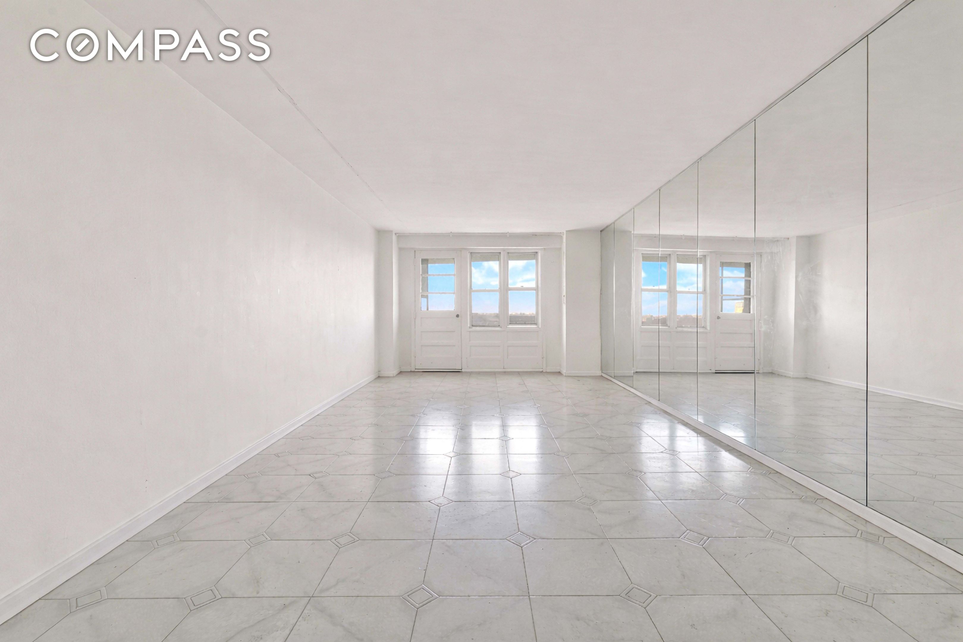 #8 photo, 370 Ocean Parkway, Бруклин ‖ Kensington , NY 11218