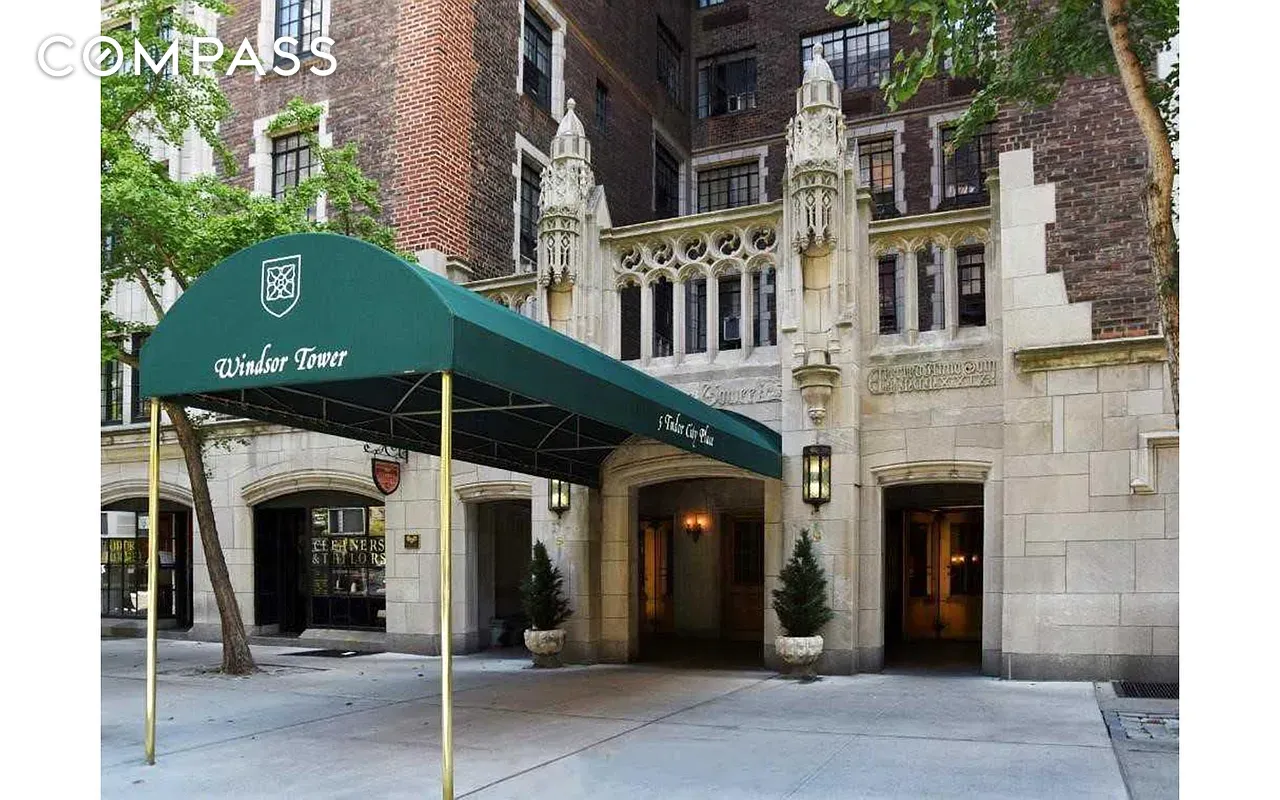 #12 photo, 5 Tudor City Place, Murray Hill , NY 10017