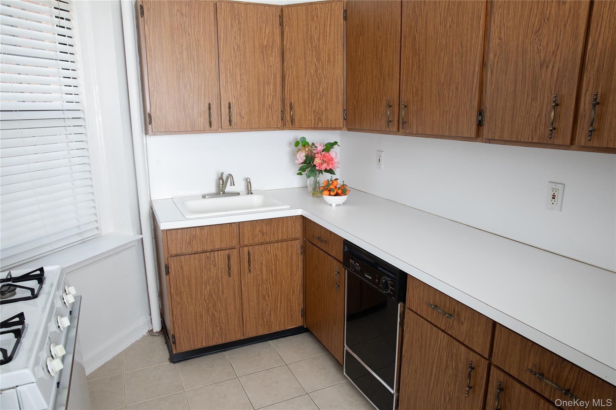 #9 photo, 178 Garth Road, 纽约州 Scarsdale , NY 10583