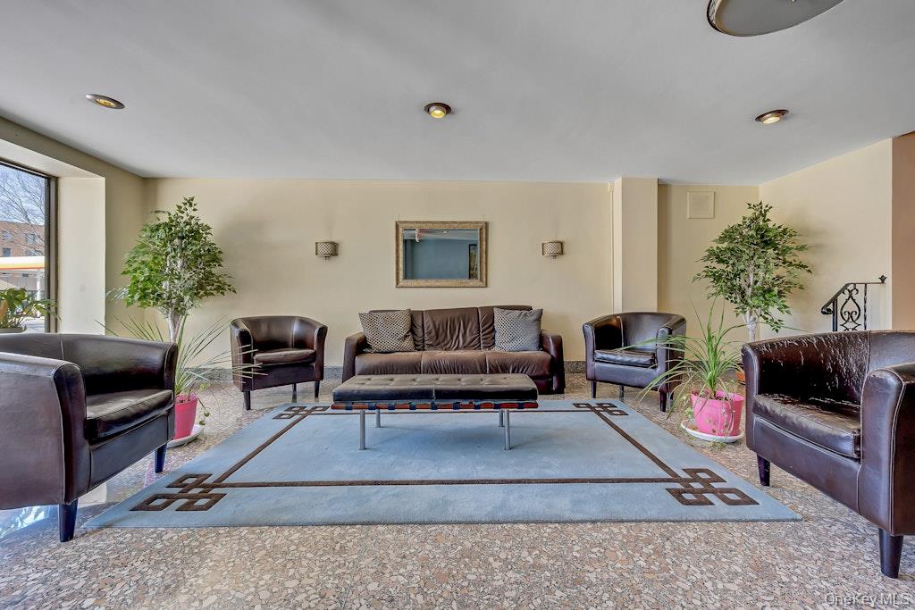 #14 photo, 415 Gramatan Avenue, 纽约州 Mount Vernon , NY 10552