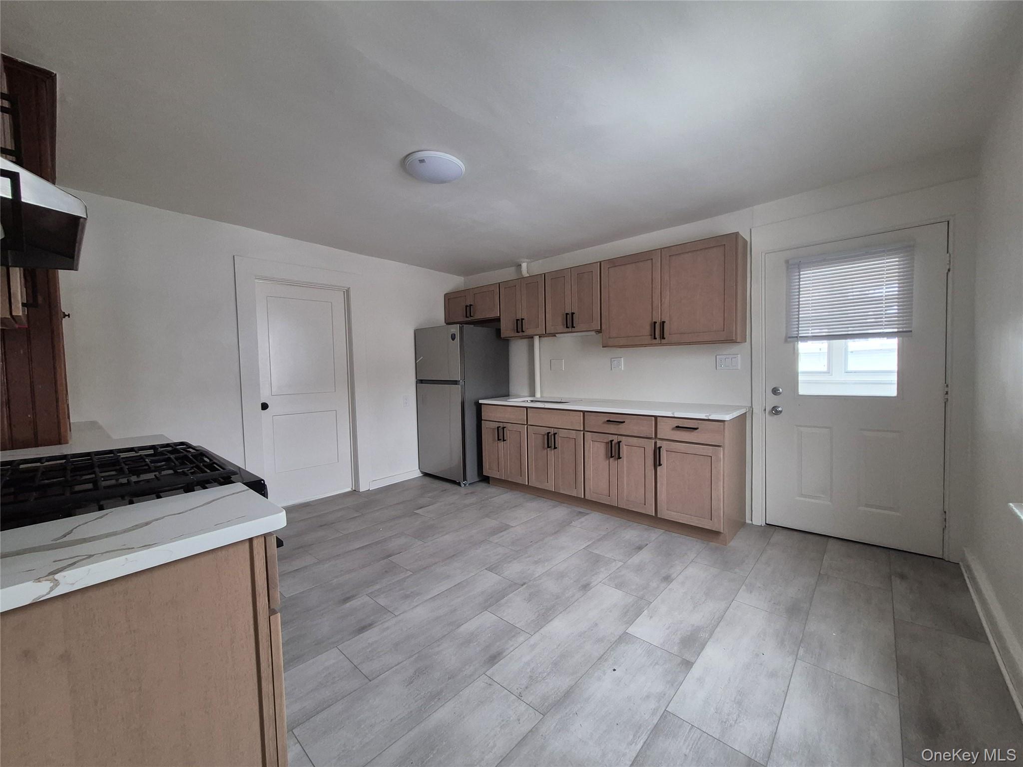 #3 photo, 348 Main Street, Poughkeepsie , NY 12601