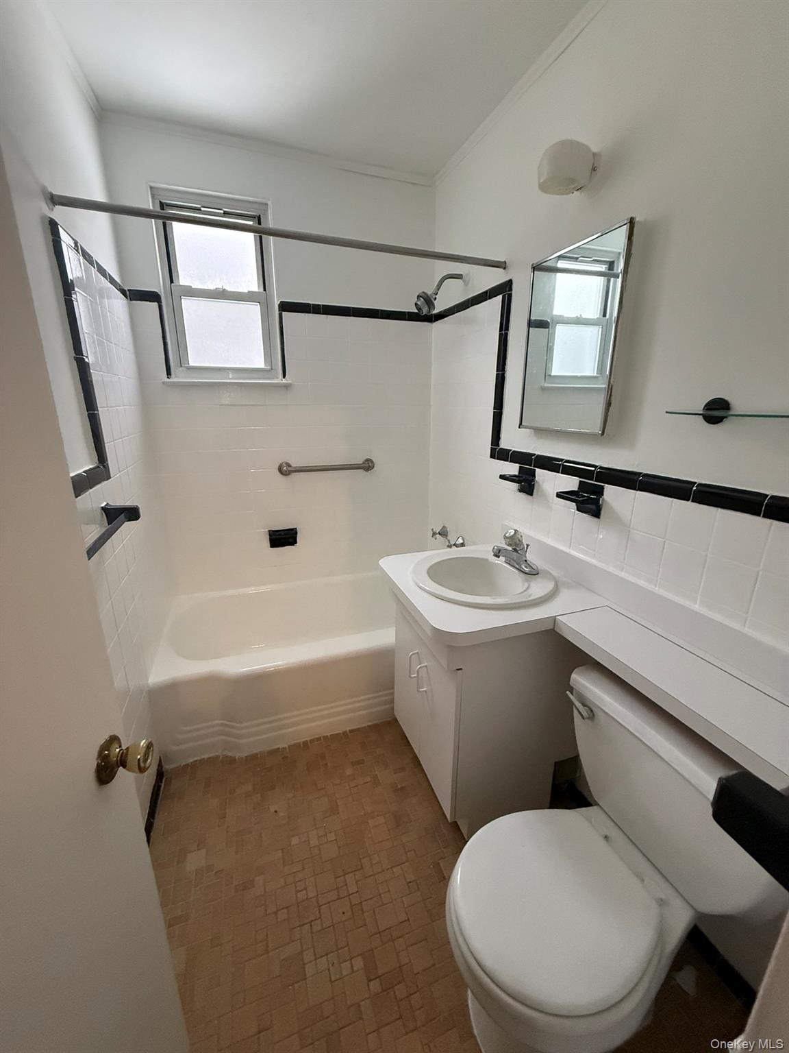 #14 photo, 175 Bryant Crescent, White Plains , NY 10605