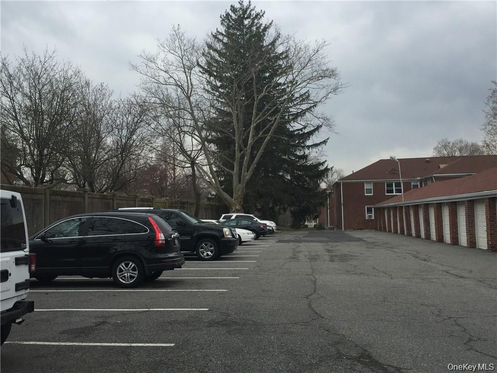 #20 photo, 175 Bryant Crescent, White Plains , NY 10605