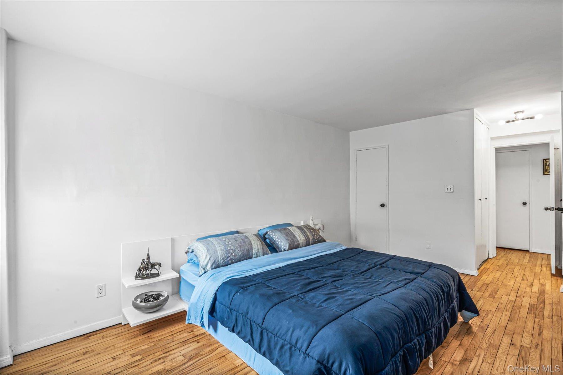 #17 photo, 600 Shore Road, Long Beach , NY 11561