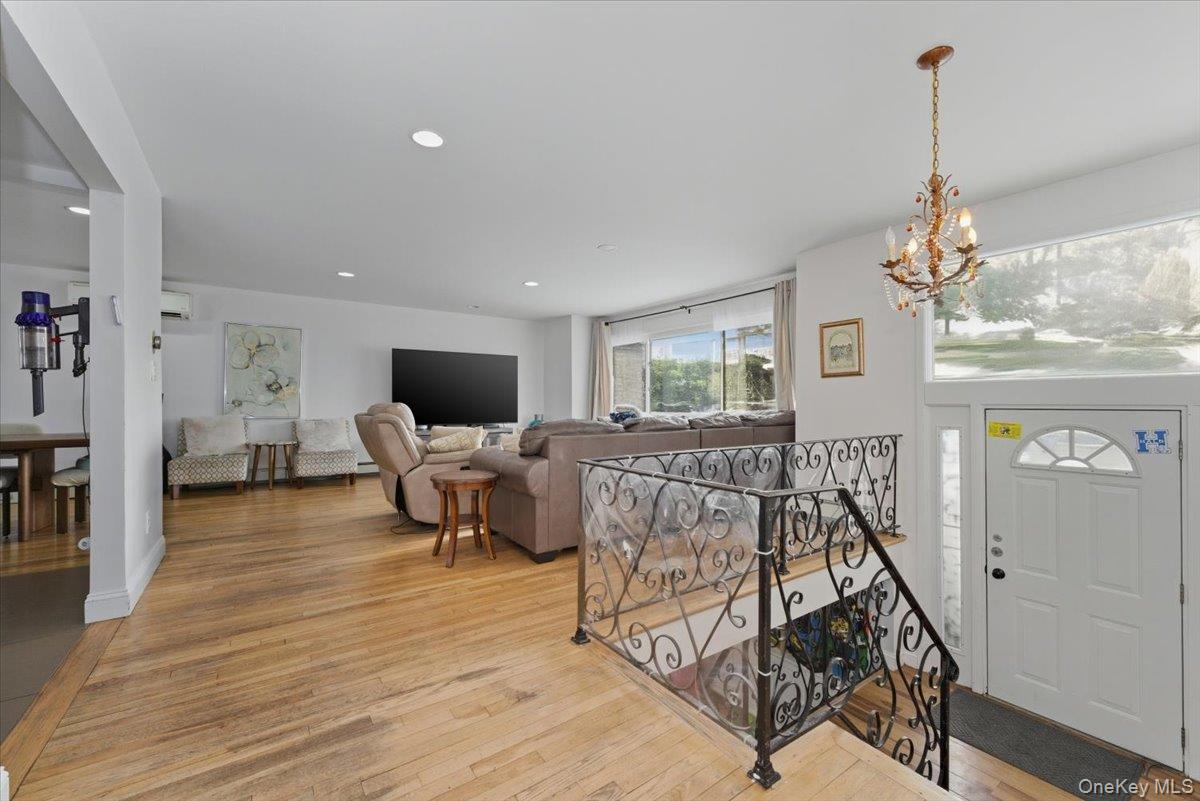 #2 photo, 847 Oliver Avenue, North Woodmere , NY 11581