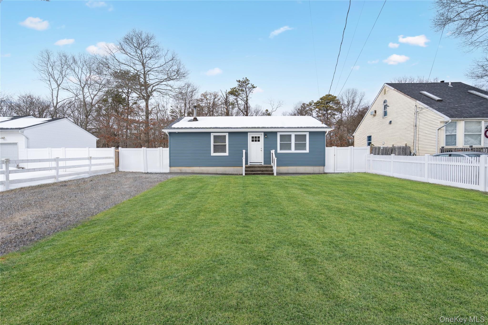 #2 photo, 16 Market Street, Mastic Beach , NY 11951