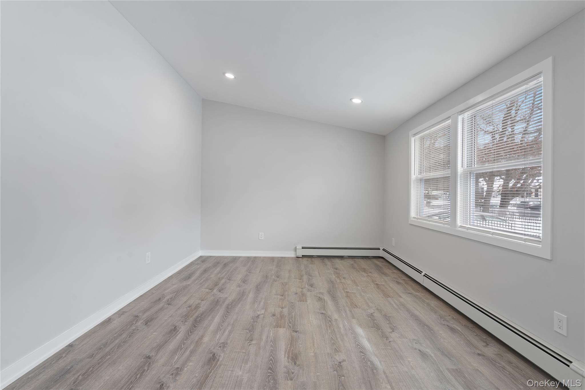 #5 photo, 16 Market Street, Mastic Beach , NY 11951