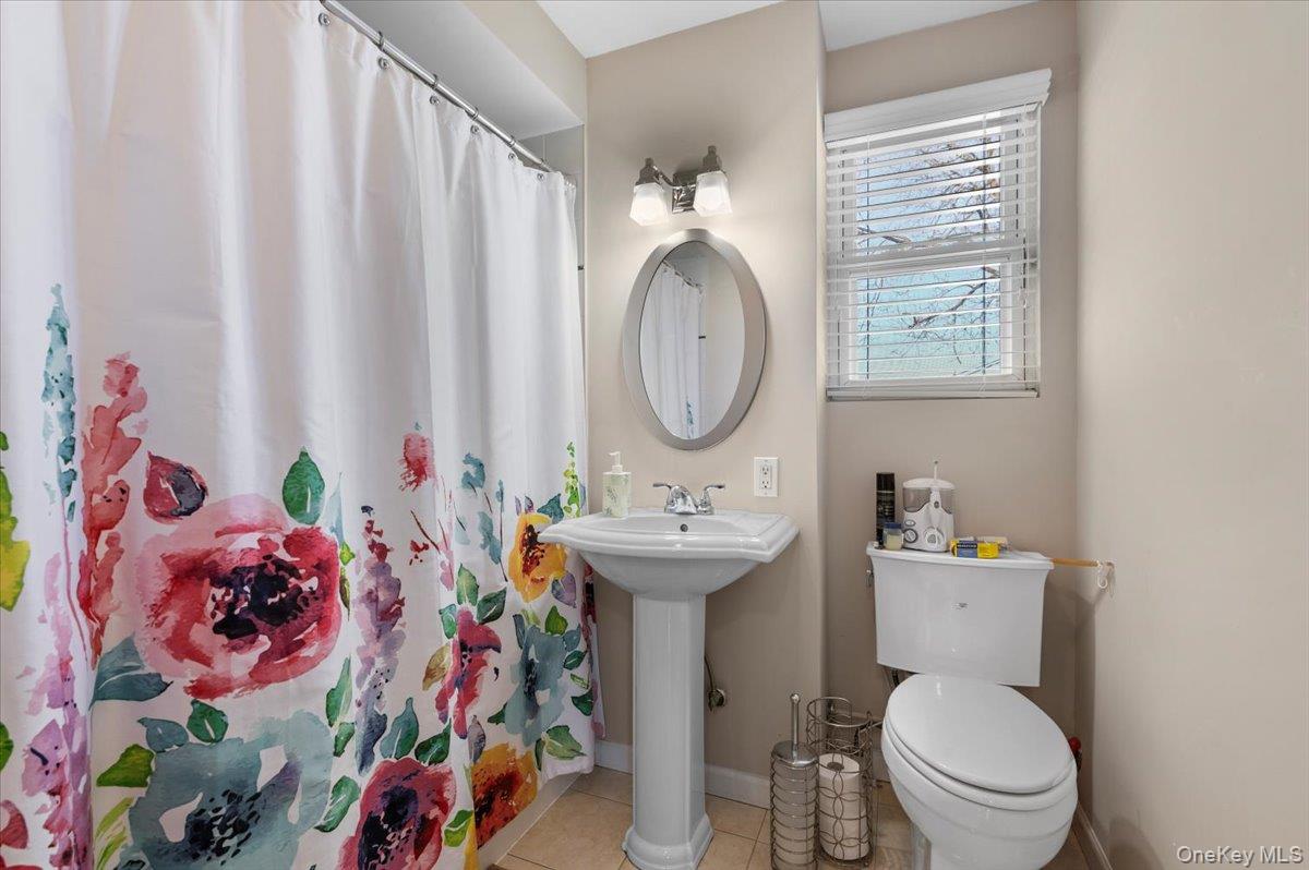 #15 photo, 2621 Elderberry Road, North Bellmore , NY 11710