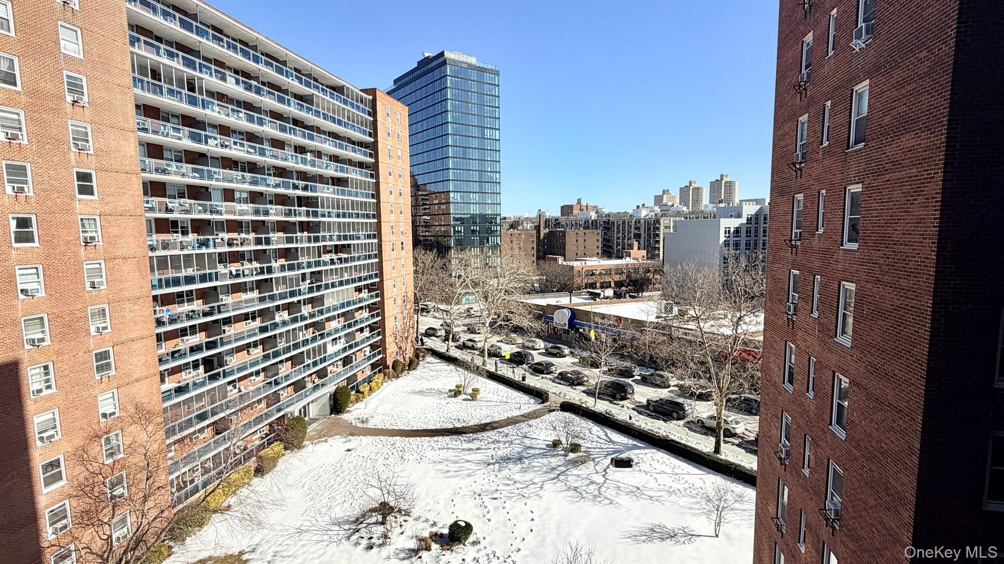 #15 photo, 9707 63rd Road, Куинс ‖ Rego Park , NY 11374