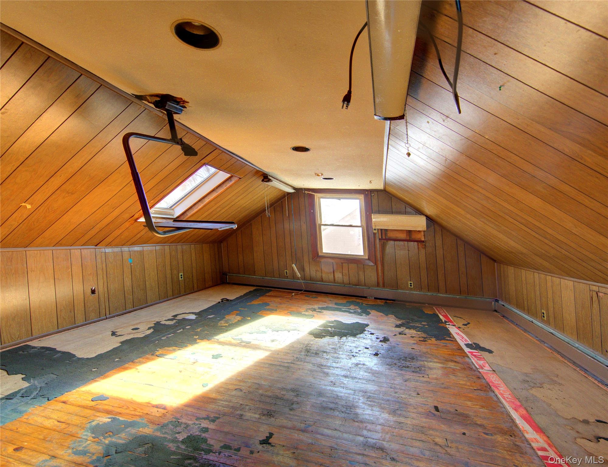 #16 photo, 984 Shelburne Drive, Franklin Square , NY 11010