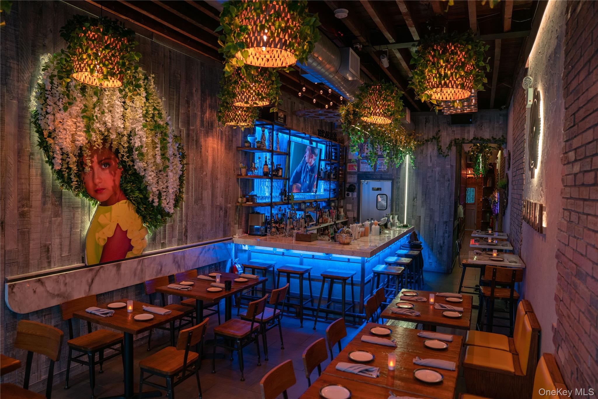 #2 photo, 80-24 Northern Boulevard, Jackson Heights , NY 11372