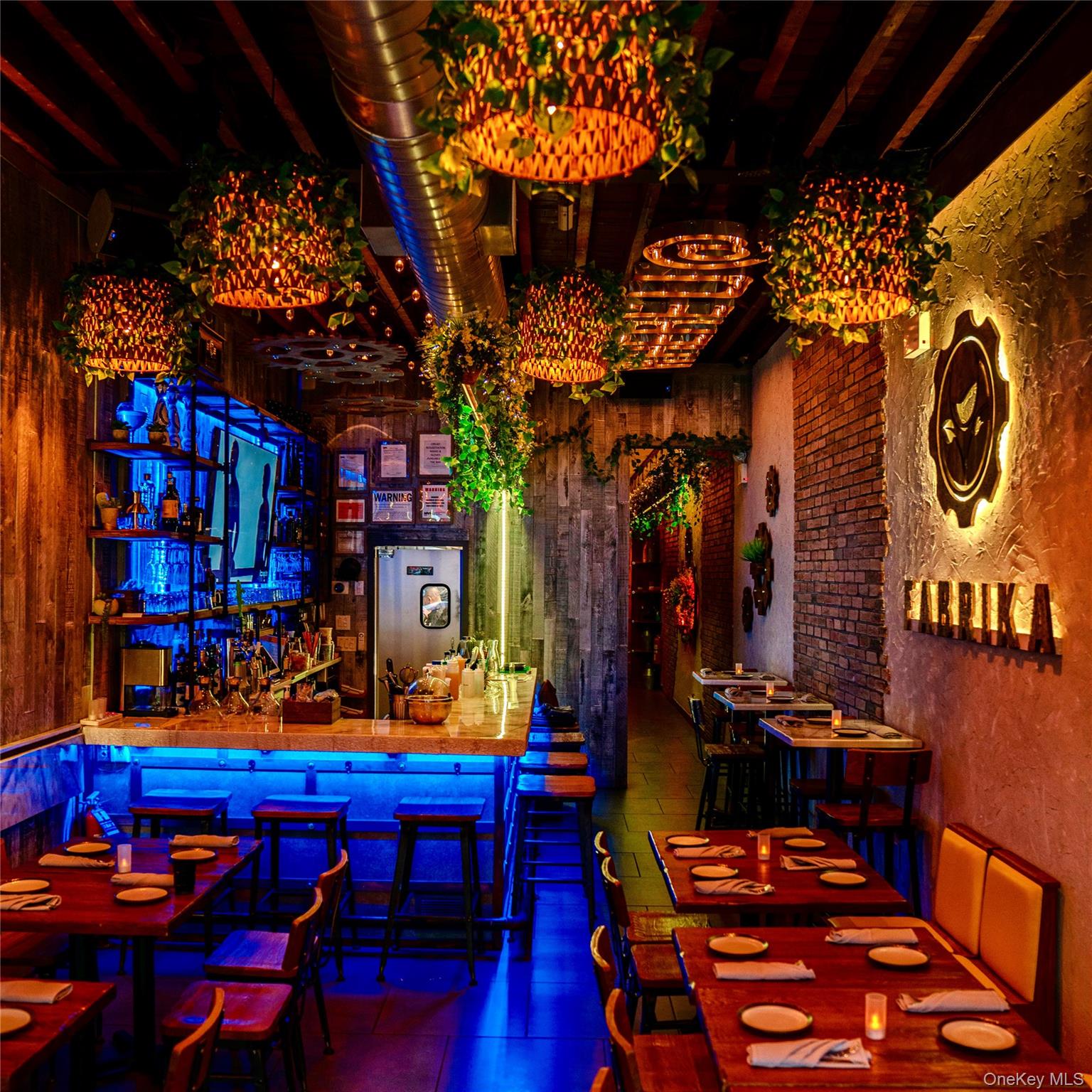 #4 photo, 80-24 Northern Boulevard, Jackson Heights , NY 11372