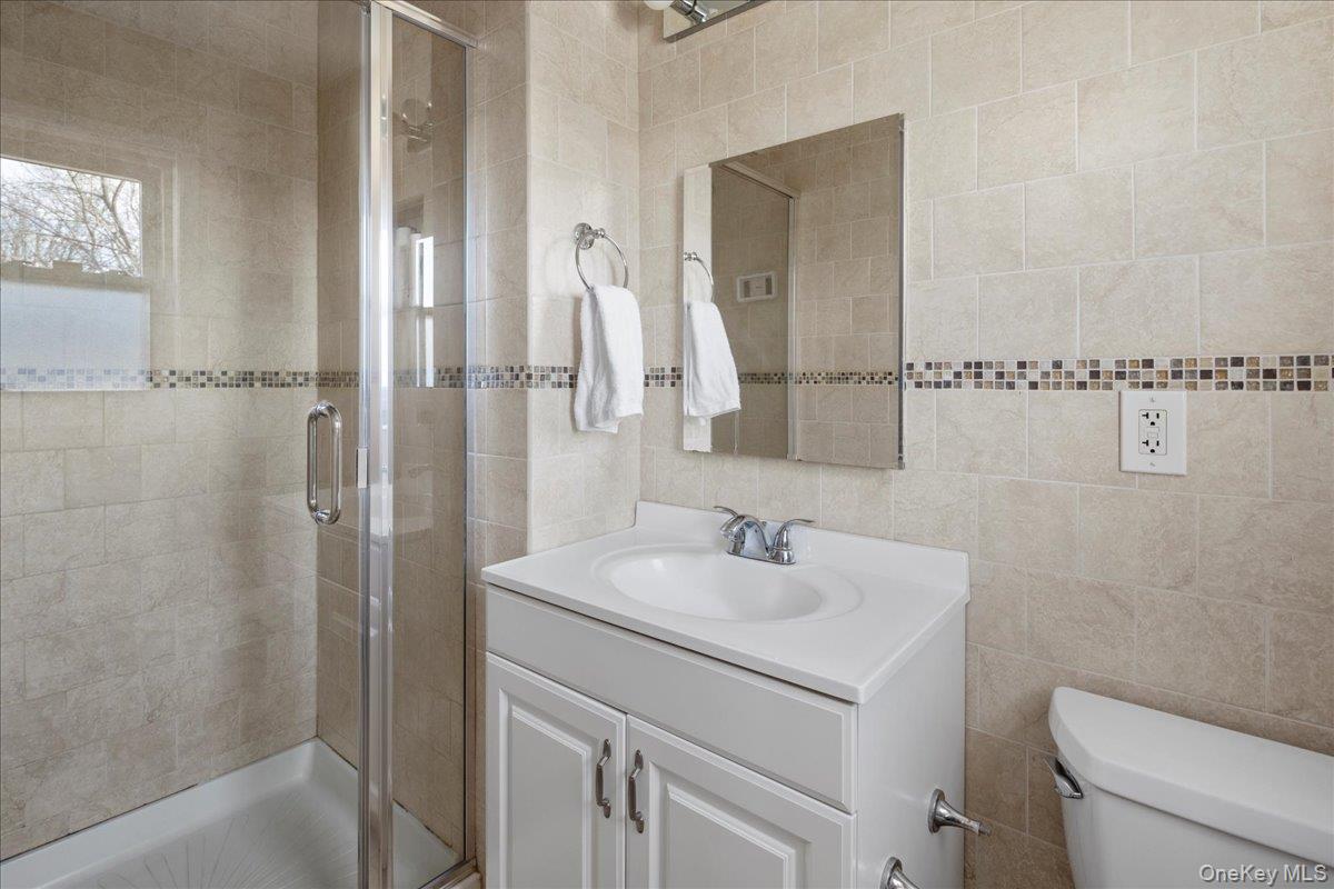 #11 photo, 595 Church Avenue, 롱 아일랜드 Woodmere , NY 11598