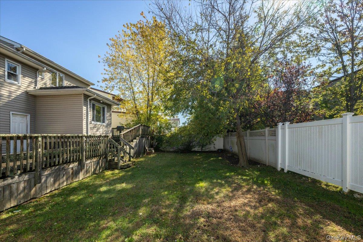 #19 photo, 595 Church Avenue, 롱 아일랜드 Woodmere , NY 11598