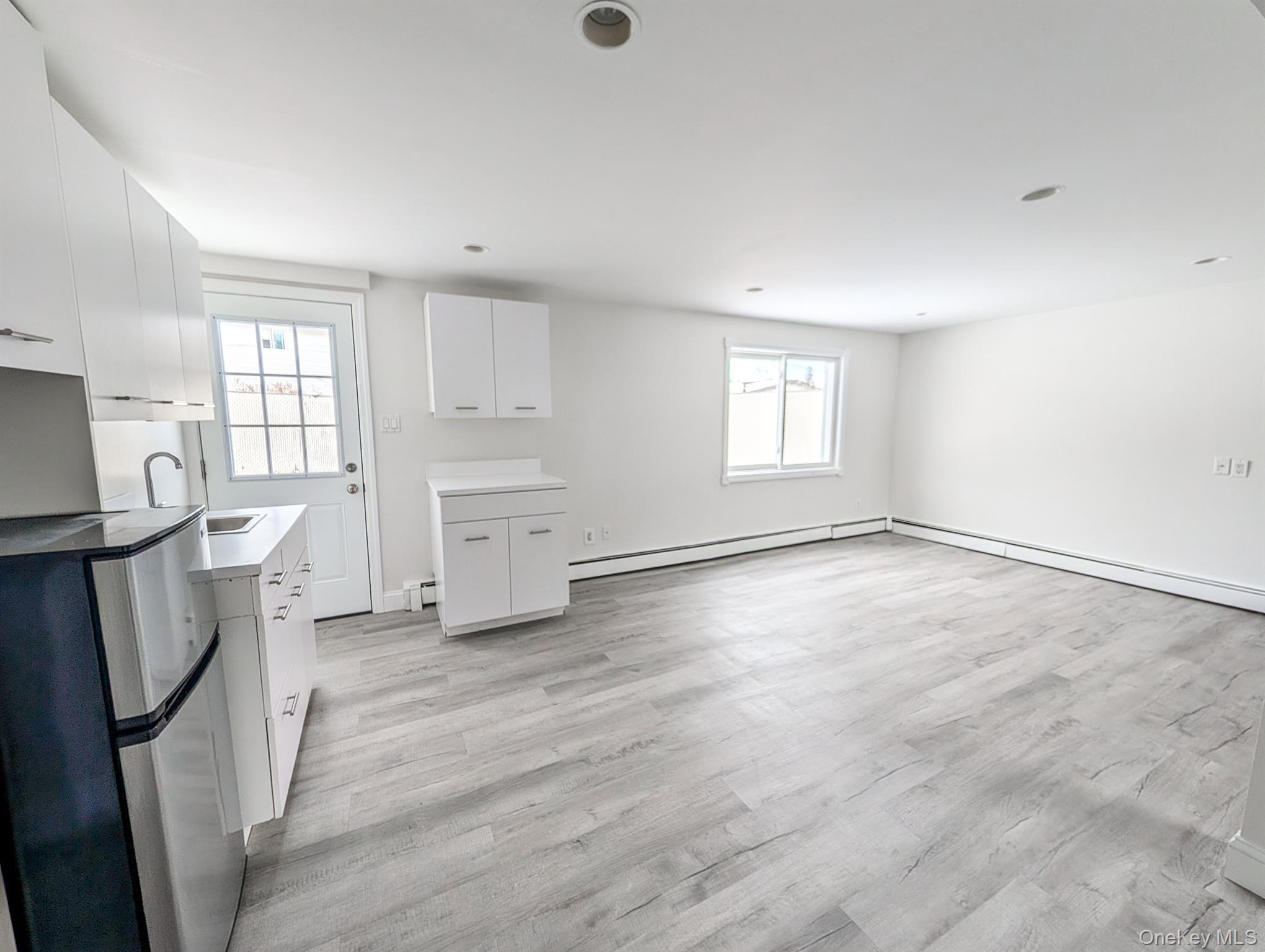 #12 photo, 41 Richmond Street, Islip , NY 11751