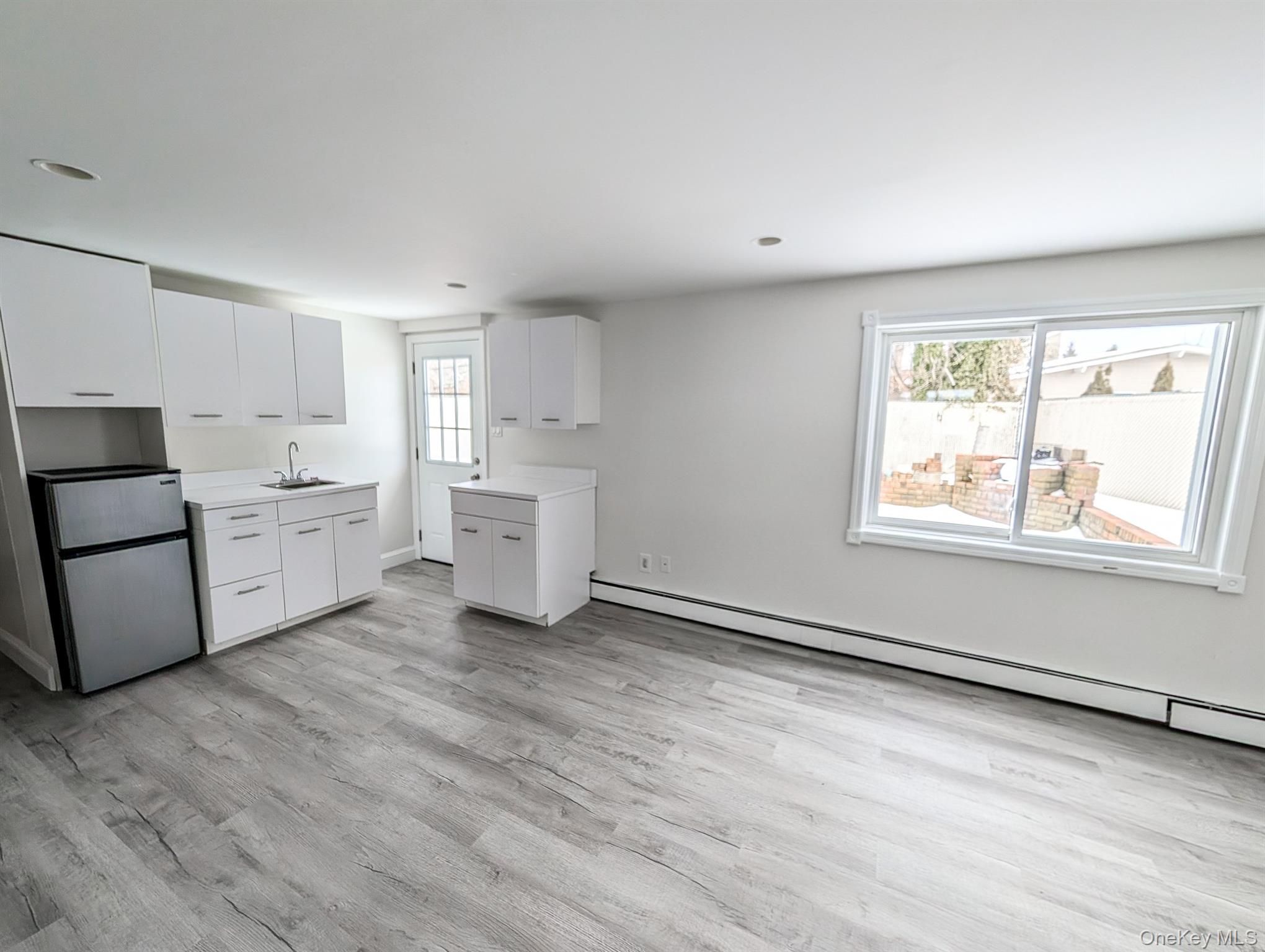 #15 photo, 41 Richmond Street, Islip , NY 11751