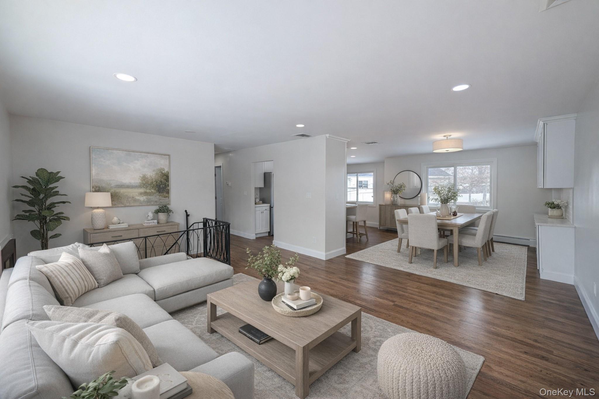 #3 photo, 41 Richmond Street, Islip , NY 11751