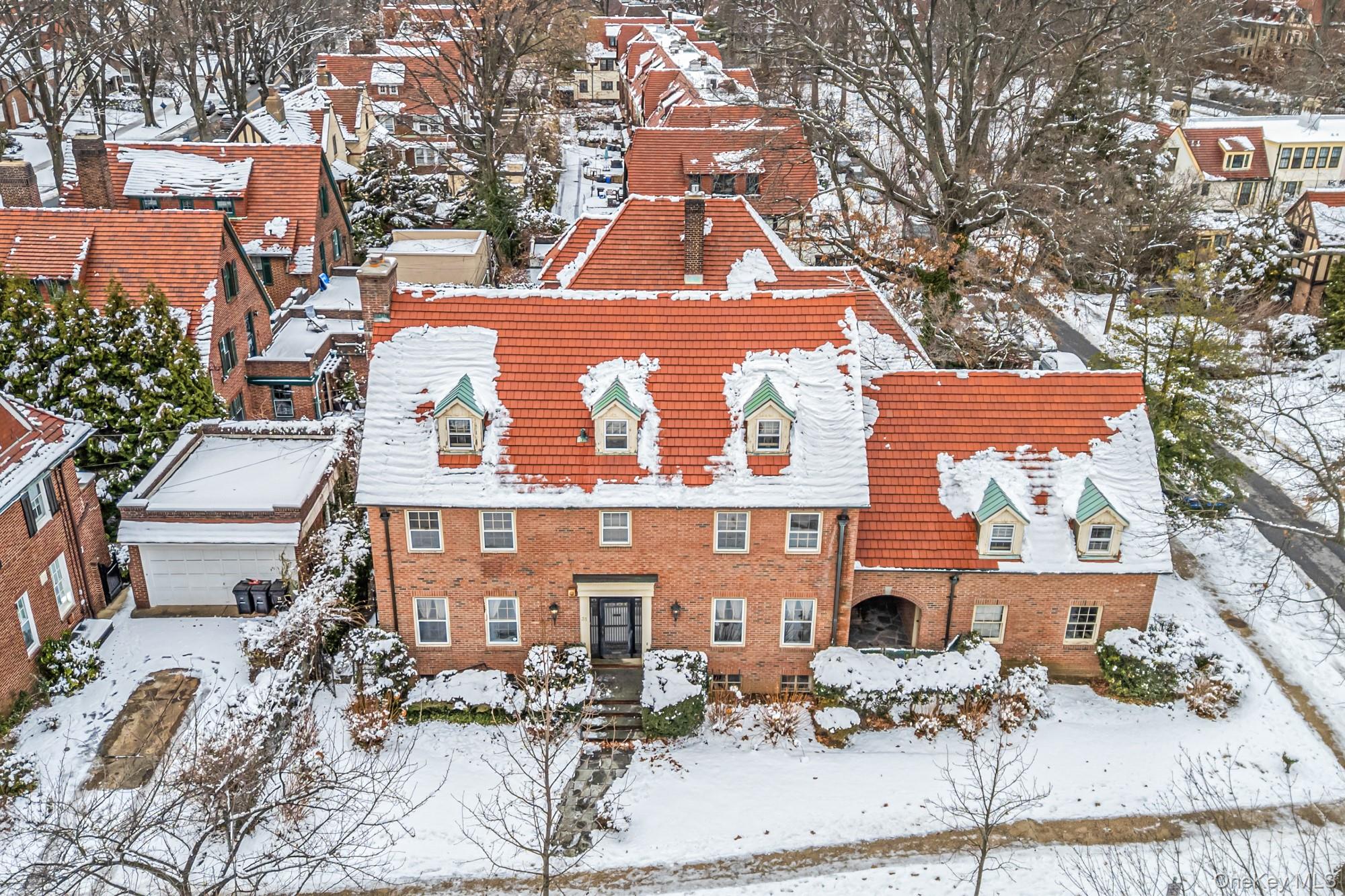 #1 photo, 31 Puritan Avenue, Forest Hills , NY 11375