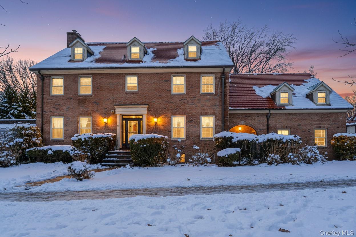 #2 photo, 31 Puritan Avenue, Forest Hills , NY 11375