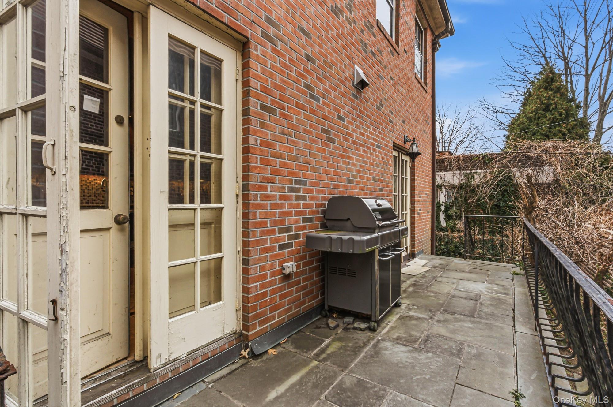 #5 photo, 31 Puritan Avenue, Forest Hills , NY 11375