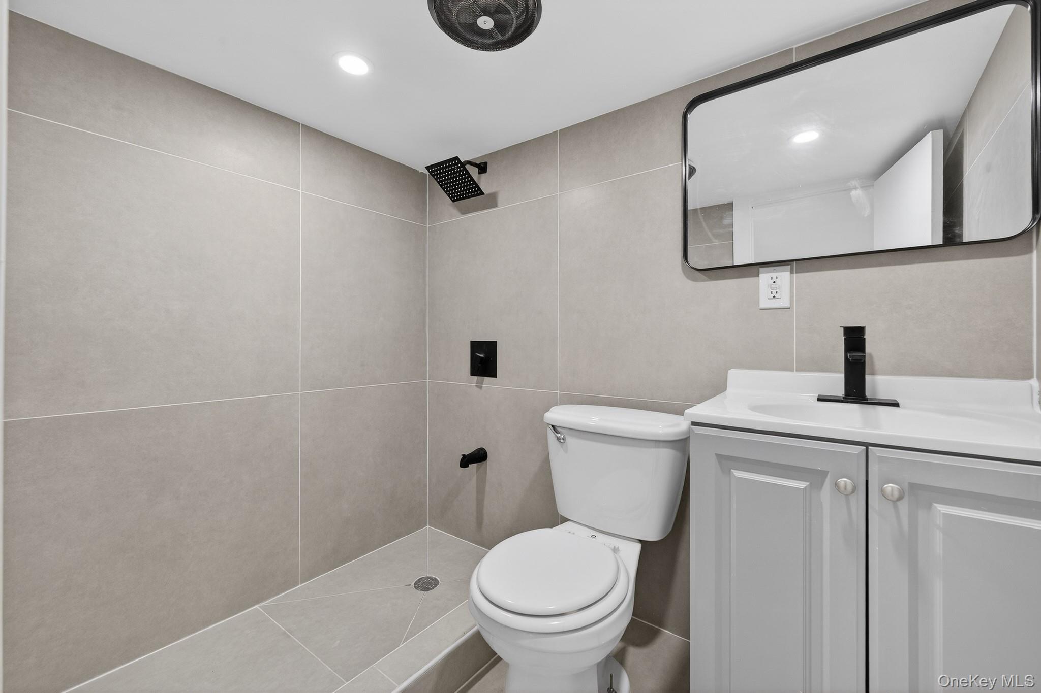 #15 photo, 14503 123rd Avenue, Jamaica , NY 11436