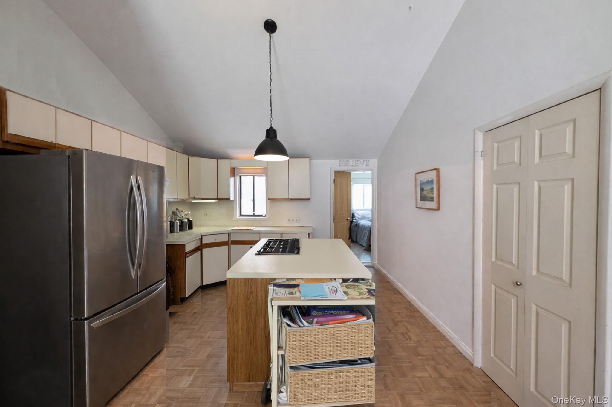 #5 photo, 17 Oneida Avenue, 东长岛 Selden , NY 11784