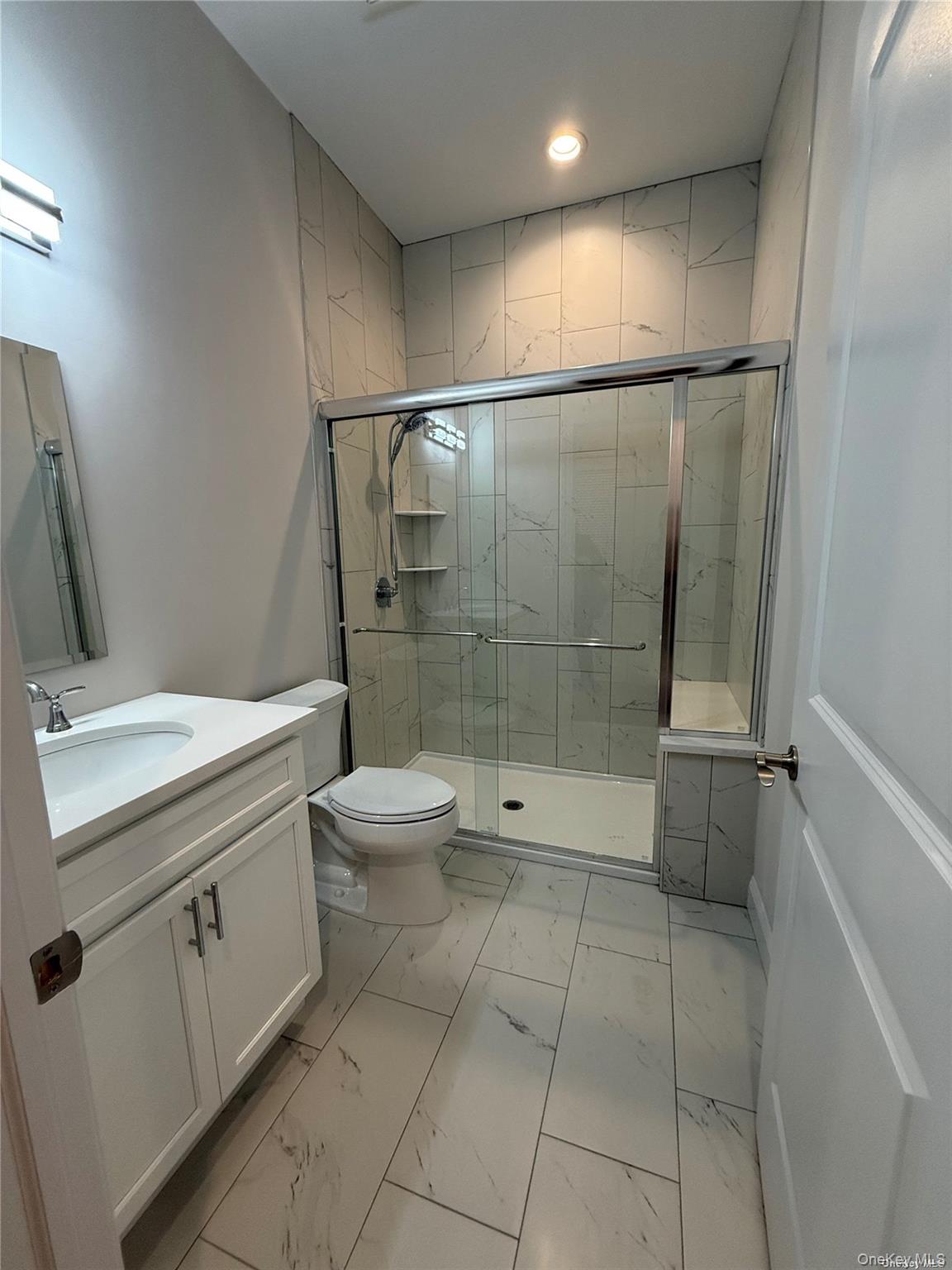 #12 photo, 776 Fulton Street, Farmingdale , NY 11735