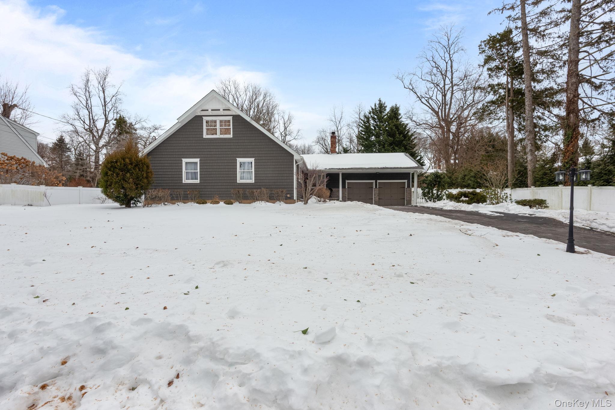 #3 photo, 4 Abbington Place, Northport , NY 11768