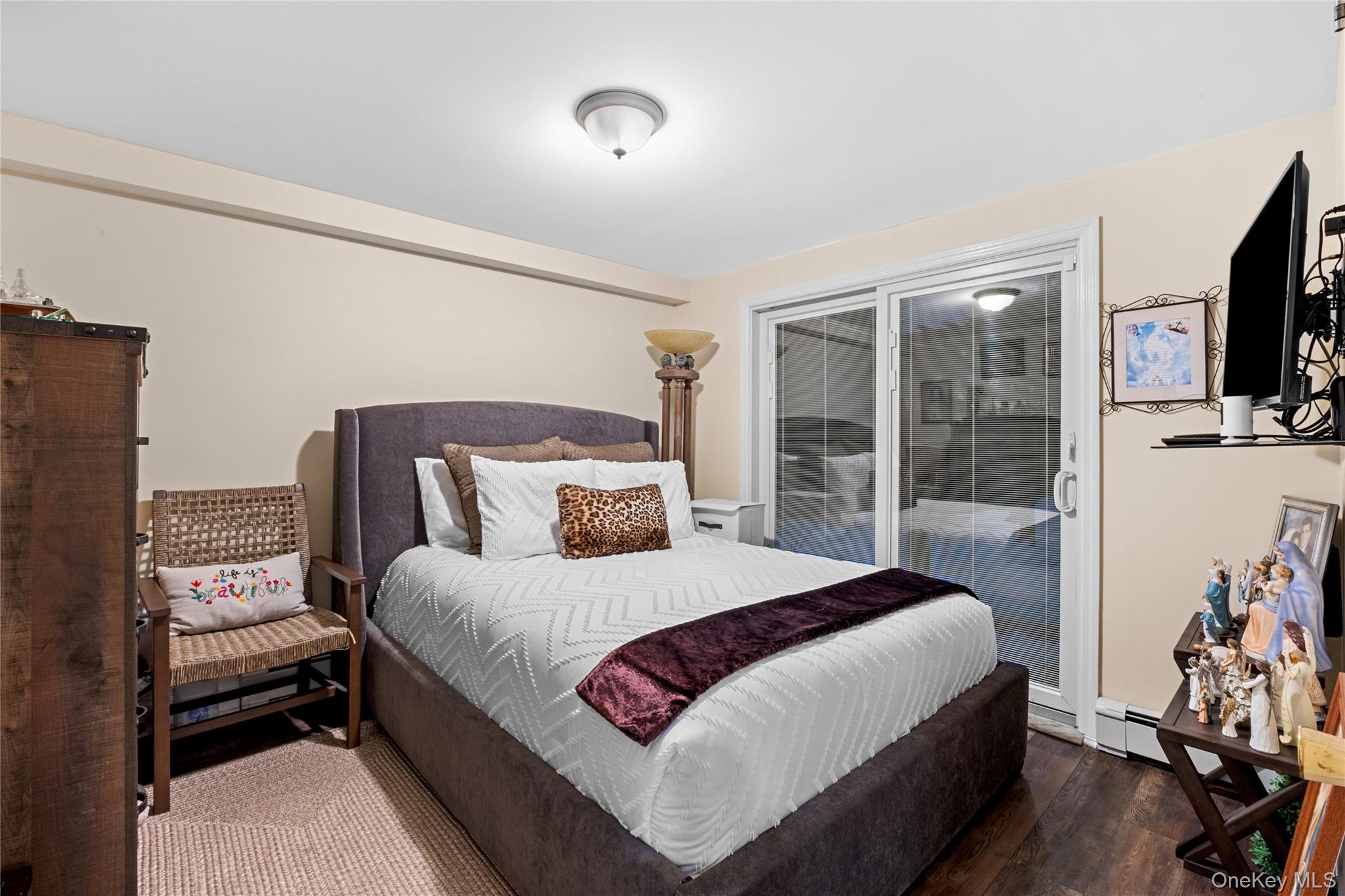 #19 photo, 2743 Bellmore Avenue, Bellmore , NY 11710