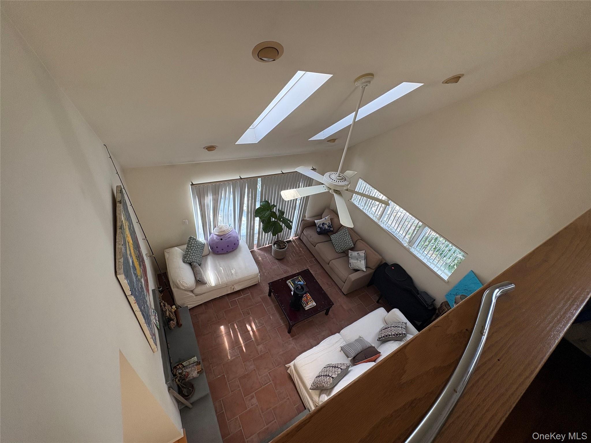 #8 photo, 3 Vine Street, Hampton Bays , NY 11946