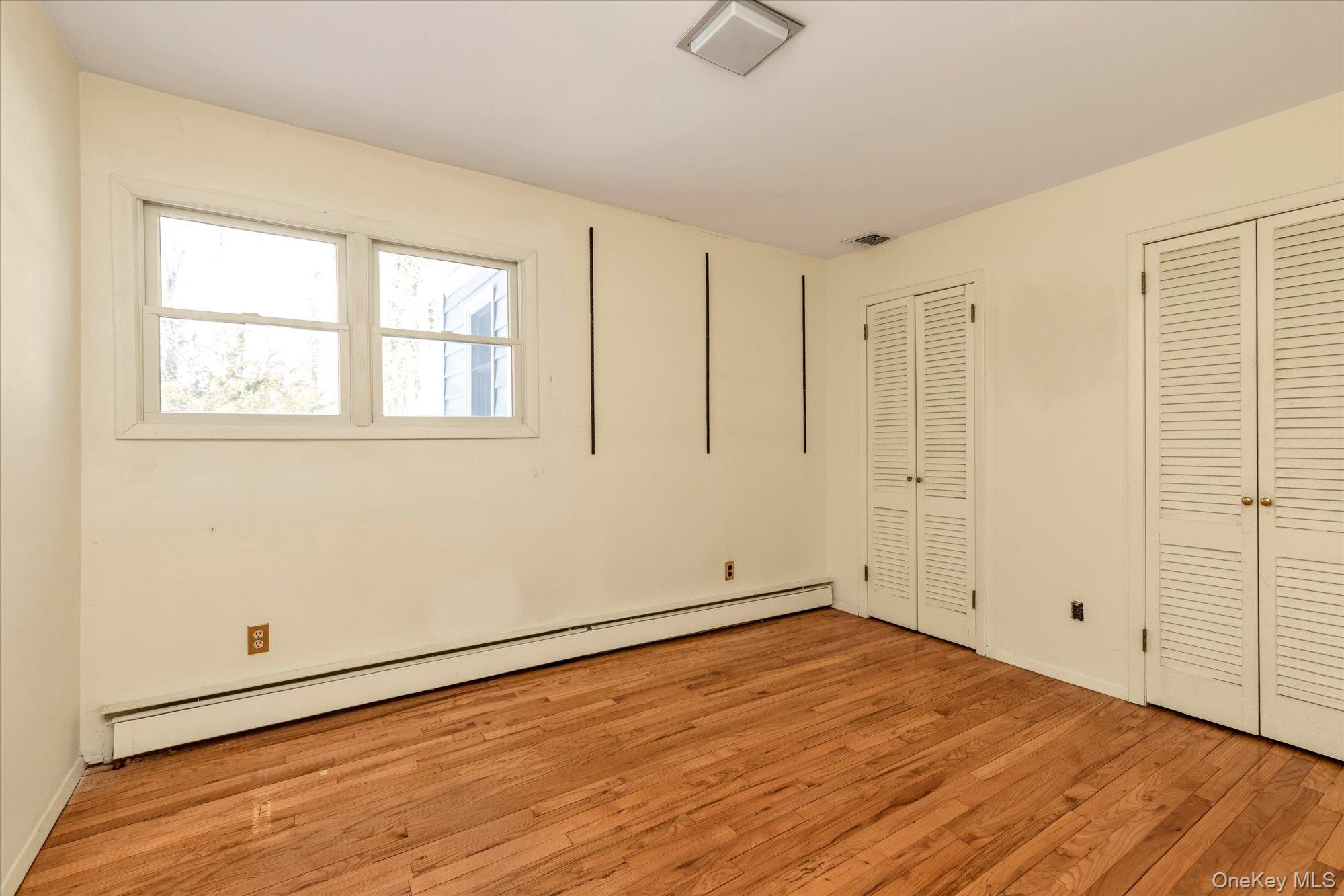 #12 photo, 65 Lone Oak Path, Smithtown , NY 11787