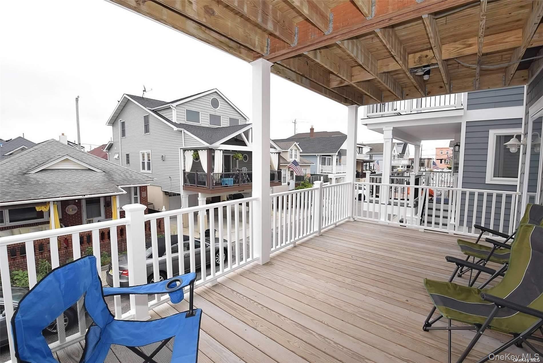 #17 photo, 31 Florida Street, Long Beach , NY 11561